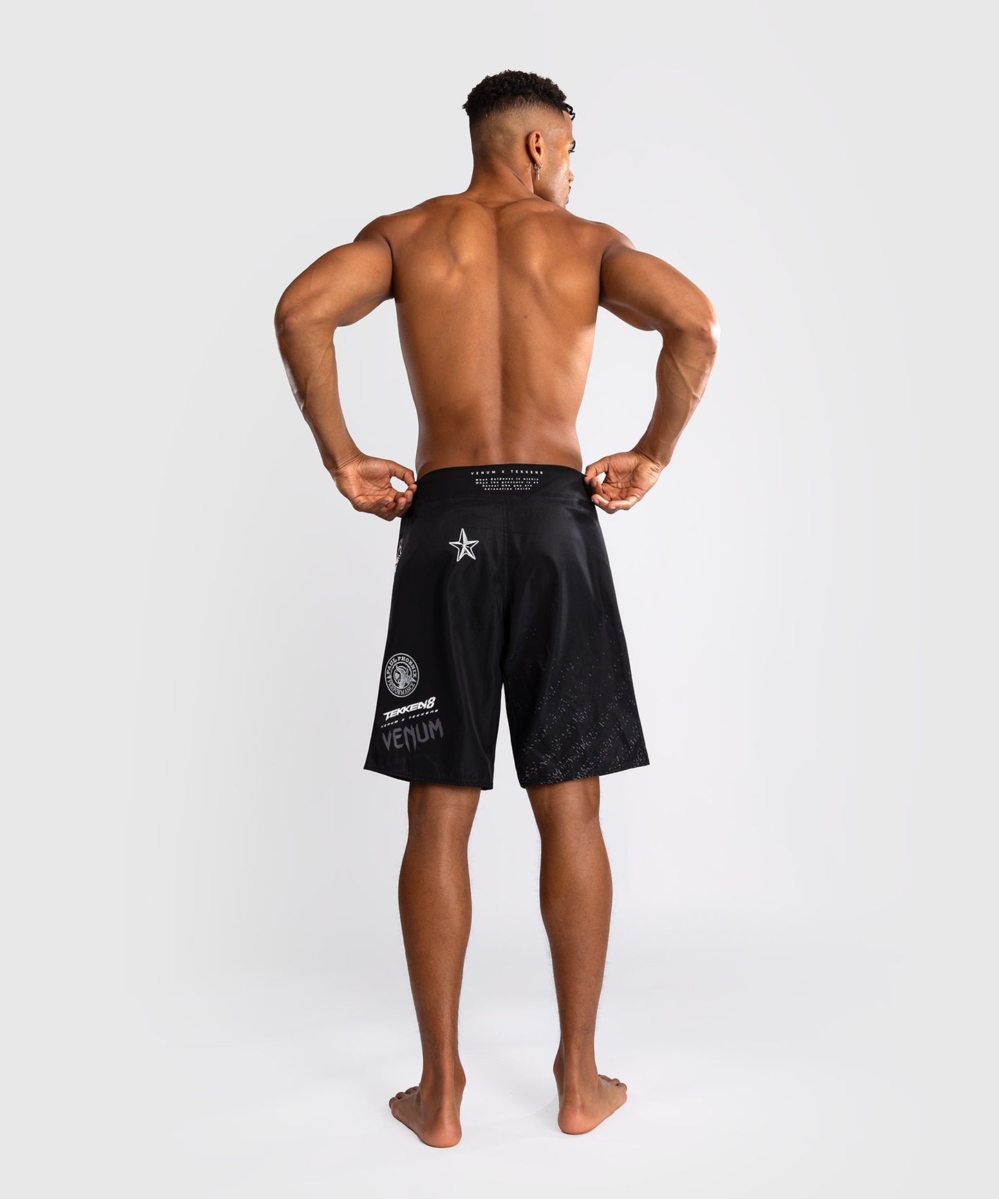 Venum x TEKKEN 8 - Paul Phoenix Vechtshorts - Zwart