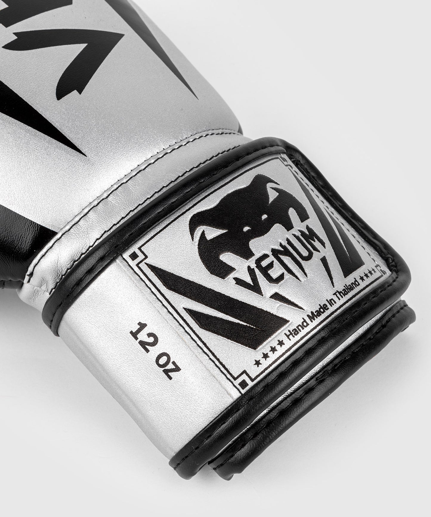 Venum Elite Bokshandschoenen - Zilver/Zwart