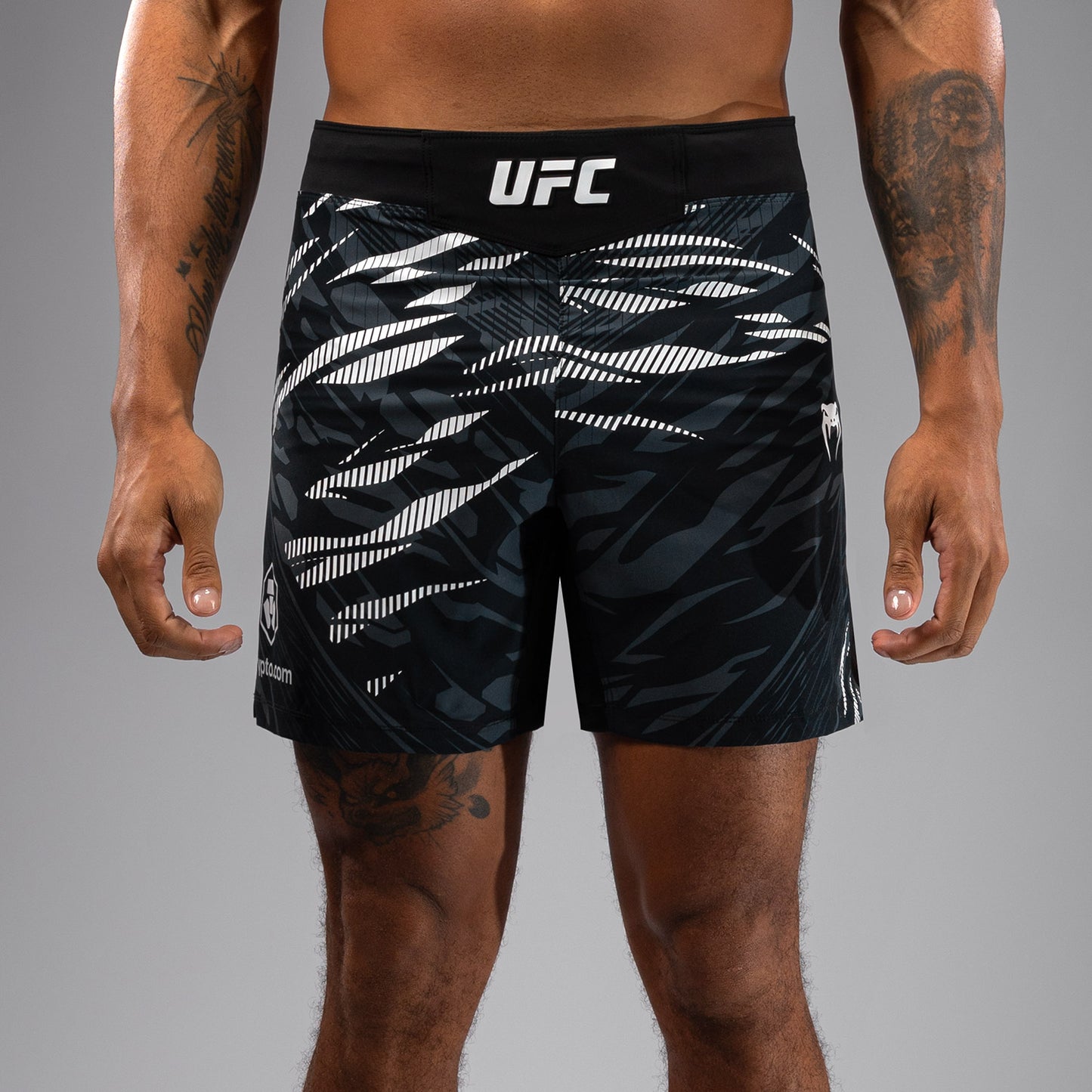 UFC Fusion by Venum Authentic Fight Night Fight Shorts voor Heren - Kort Fit - Zwart