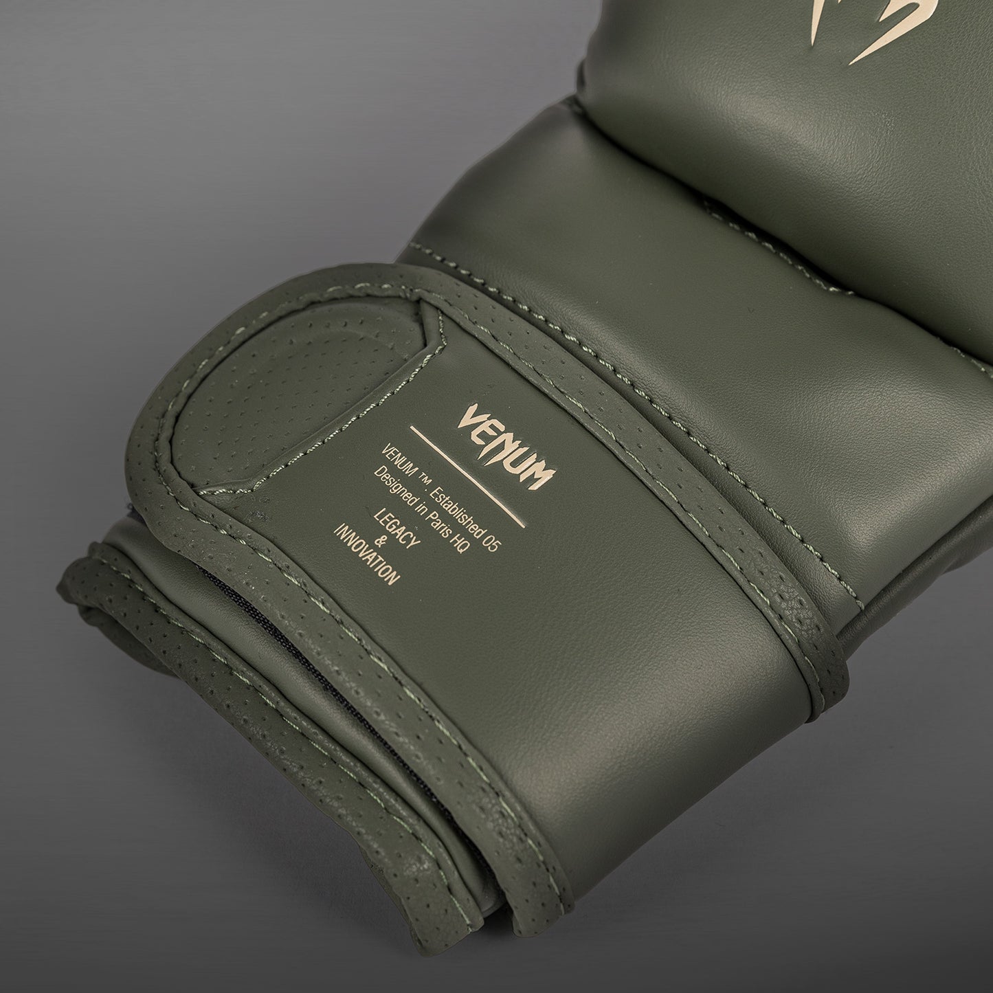 Venum Impact Evo MMA Sparring Handschoenen - Military Green