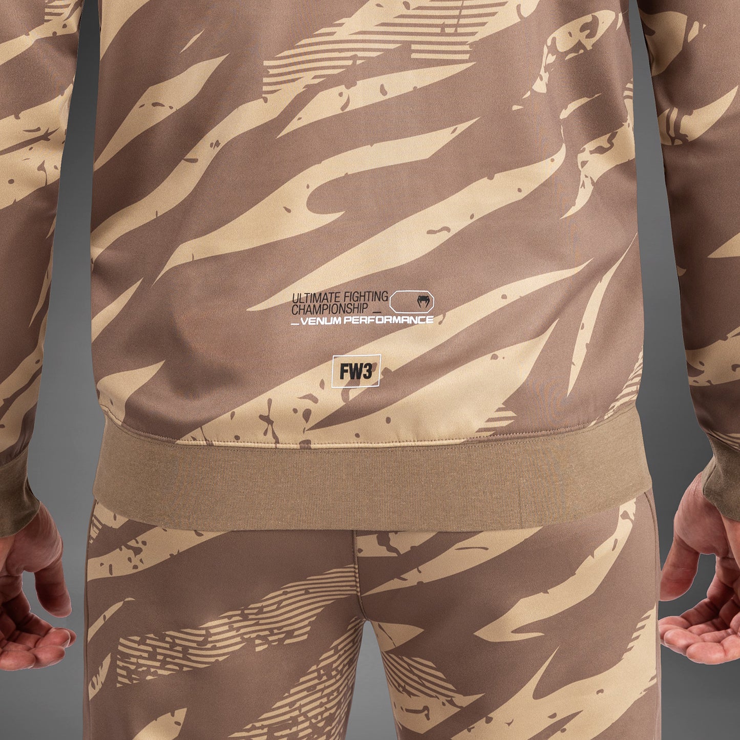 UFC Adrenaline By Venum Fight Week Mannen Hoodie - Desert Camo