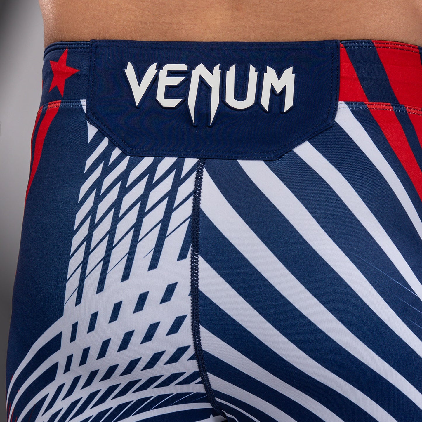 Official UFC Freedom 250 by Venum Authentic Fight Night Vale Tudo Shorts voor heren - Blauw