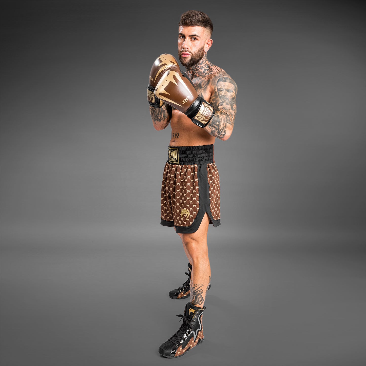Venum Monogram Boxing Shorts - Zwart/Bruin