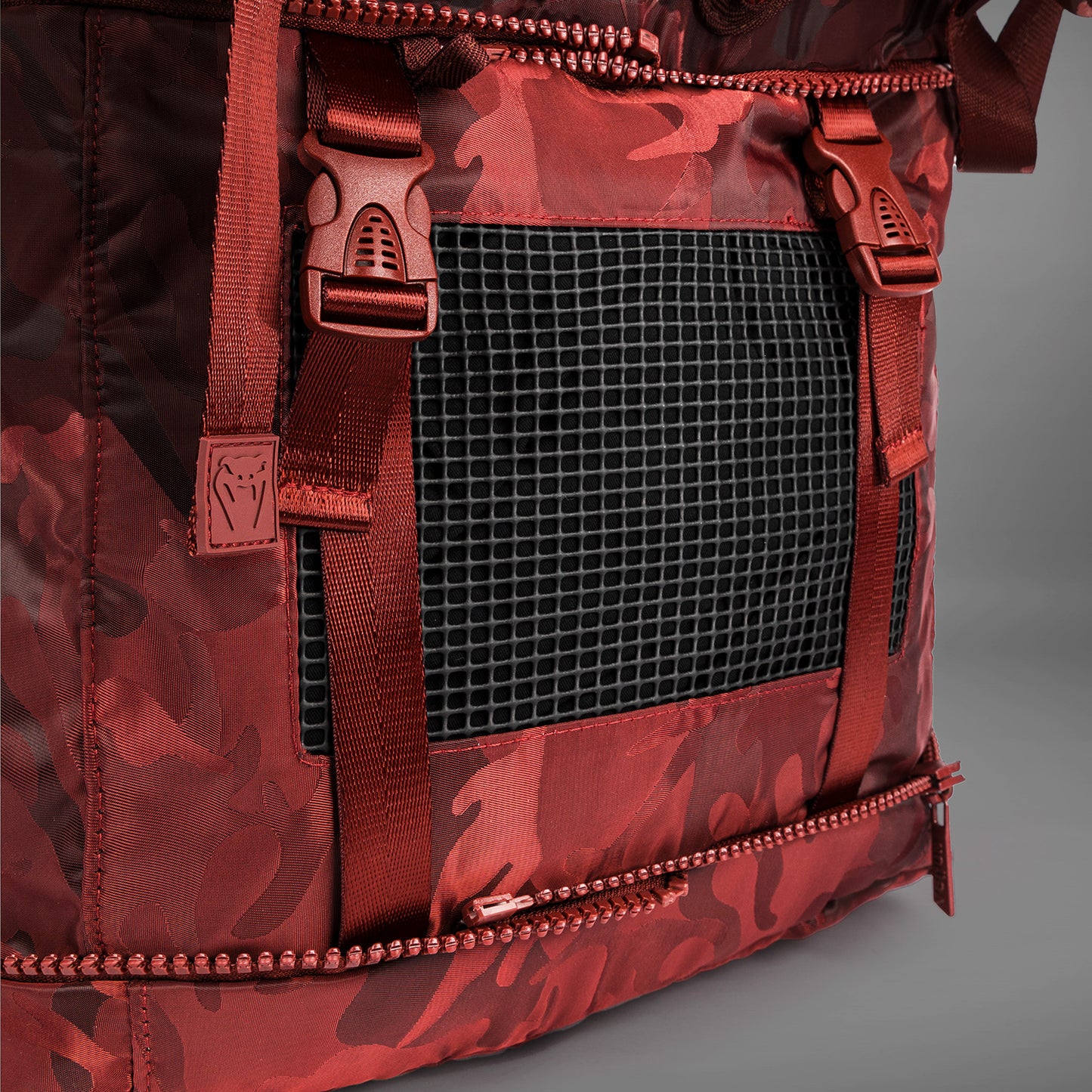 Venum Challenger Xtrem Rugzak (50-63L) – Camo/Bordeaux