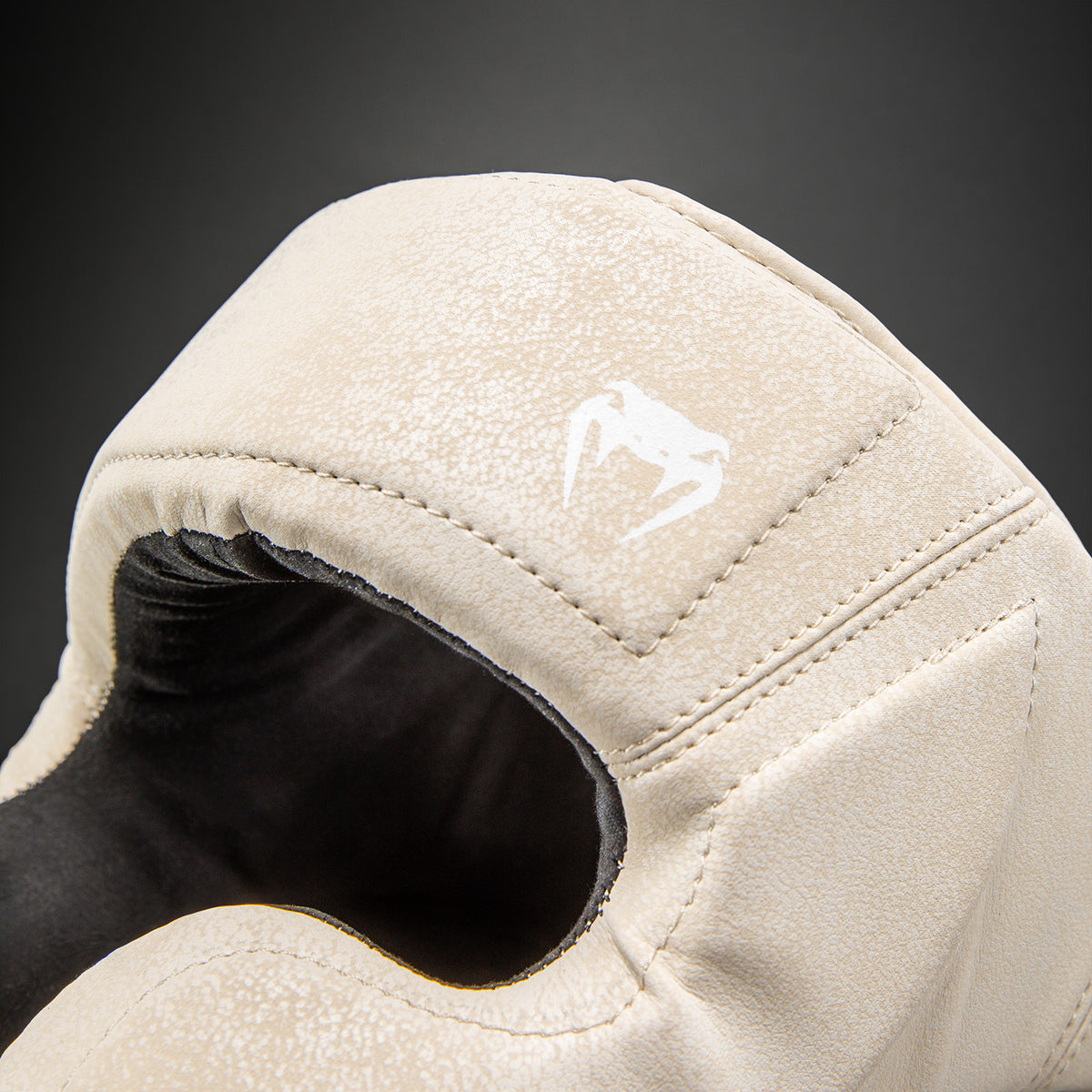Venum Stone 2.0 Hoofdbeschermer Zand