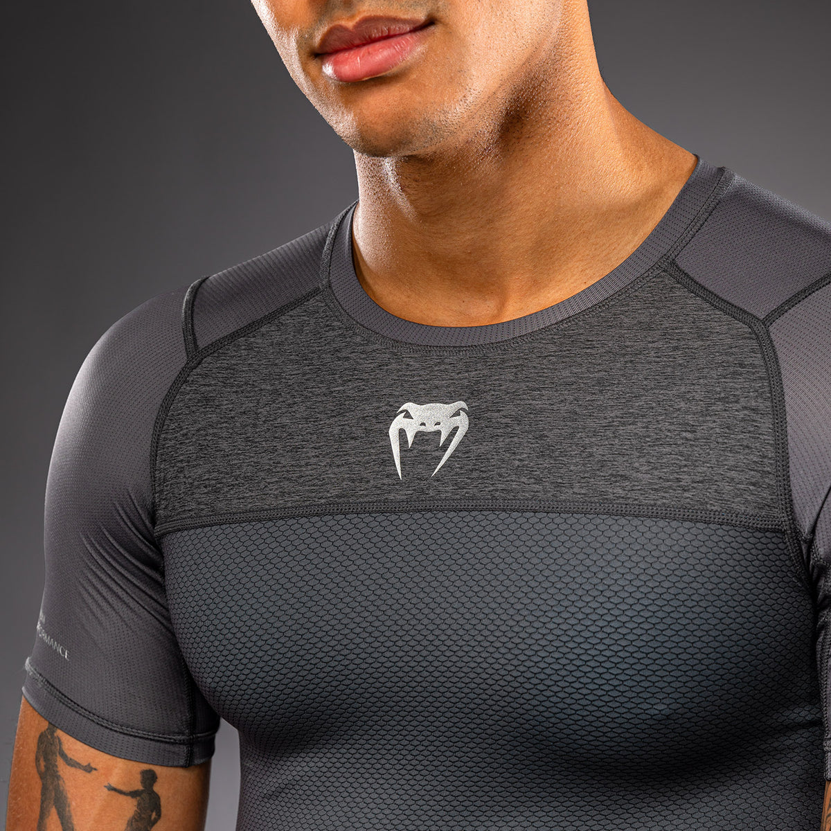 Venum G-Fit Scale Rashguard met korte mouwen - Grijs