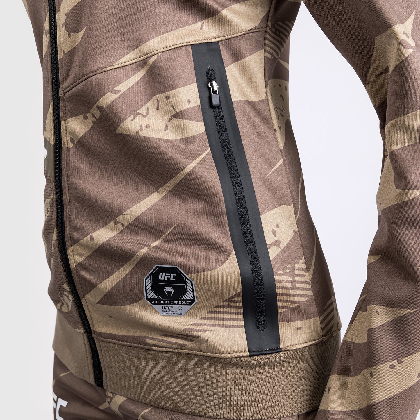 UFC Adrenaline By Venum Fight Week Jas Met Capuchon Voor Vrouwen - Desert Camo