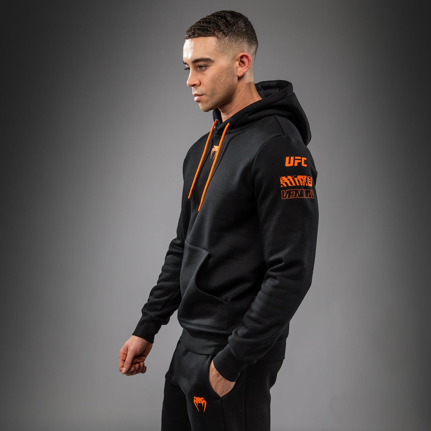 UFC Zenith by Venum Authentic Fight Week Pullover Hoodie Heren - Zwart