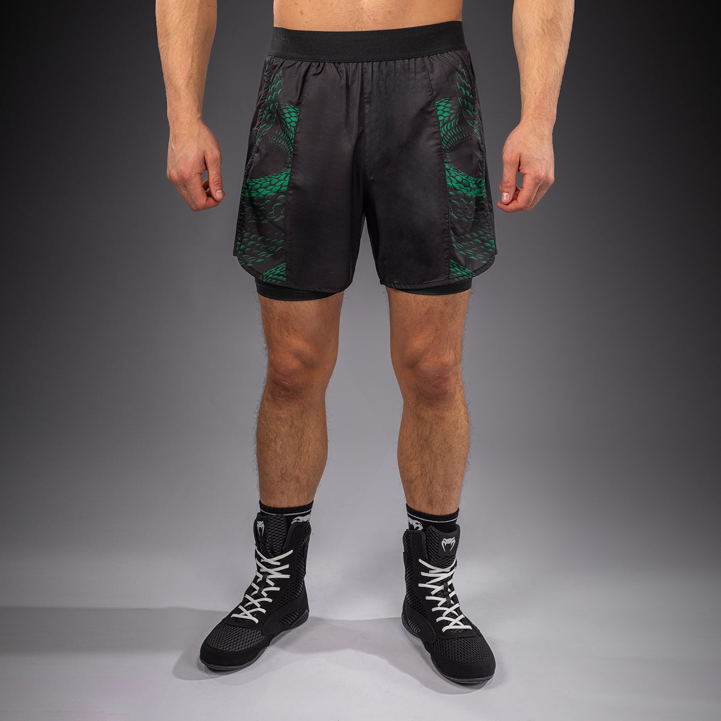Venum Matupa Trainingsshorts - Zwart/Groen/Goud