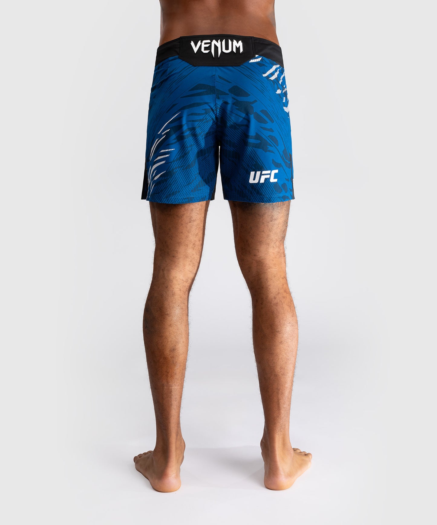 UFC Fusion by Venum Personalized Authentic Fight Night Fight Shorts voor Heren - Kort Fit - Blauw