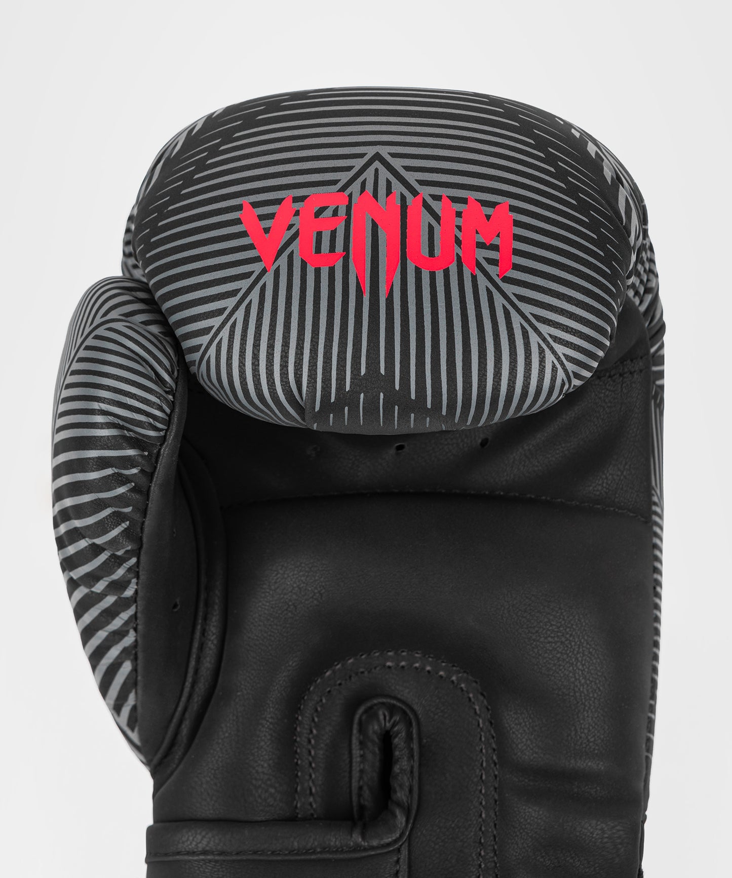 Venum Phantom Bokshandschoenen - Zwart/Rood