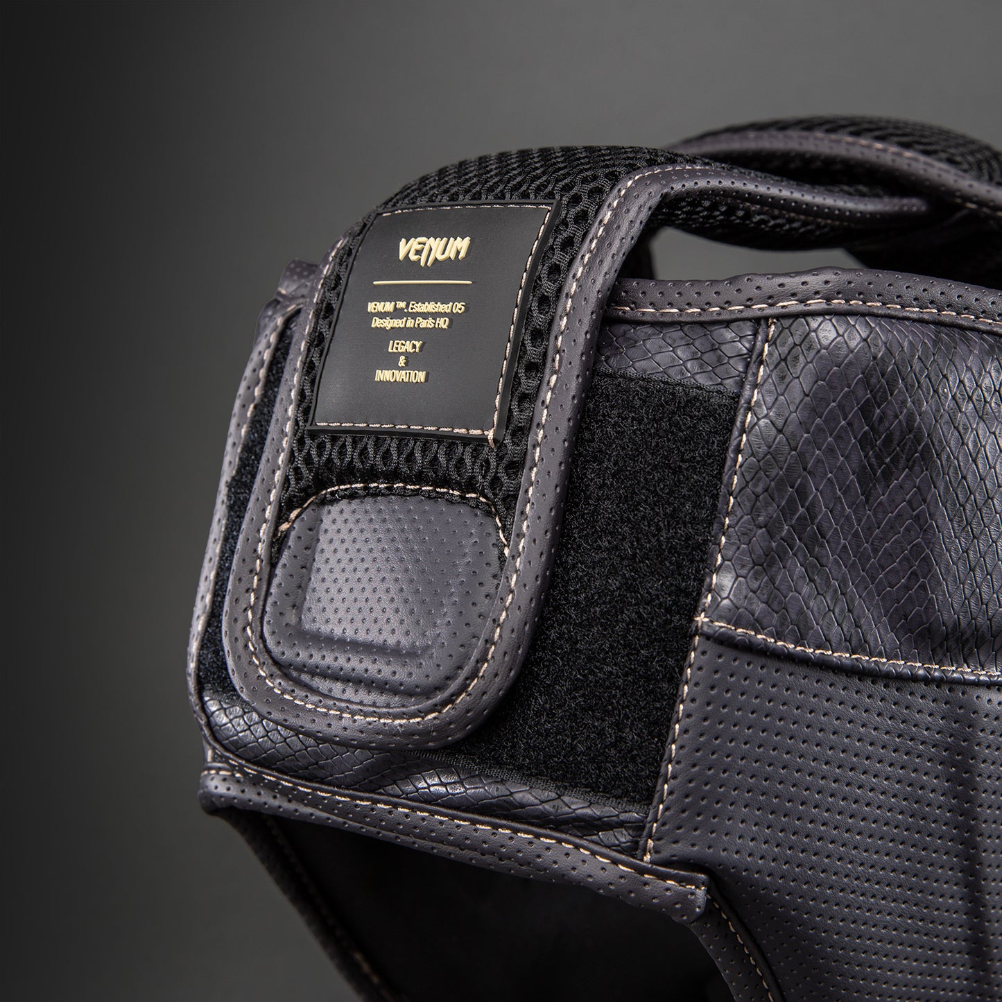 Venum Impact Evo Scales Hoofdbeschermer – Donkerpaars