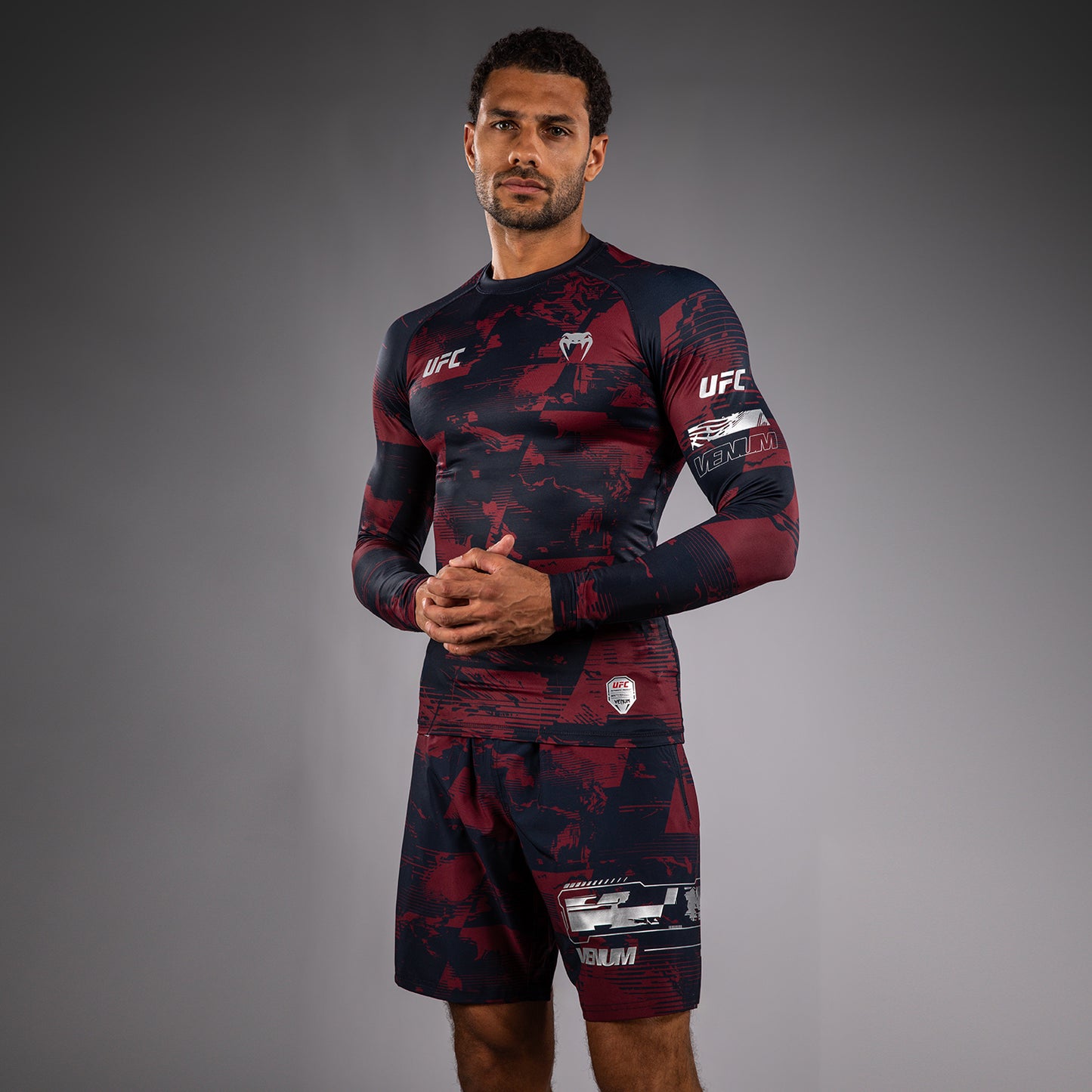 UFC Zenith by Venum Authentic Fight Week Performance Longsleeve Rashguard Heren - Marineblauw/Bordeauxrood/Zilver
