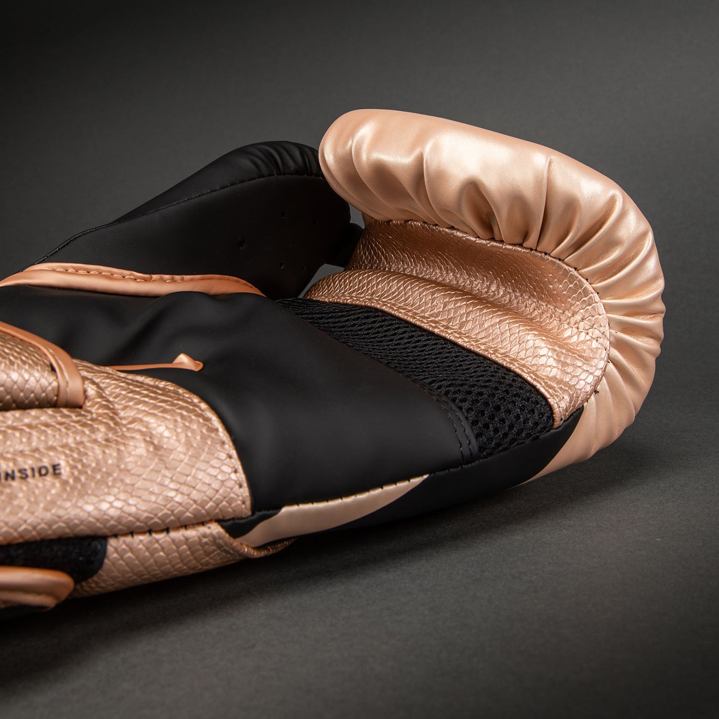 Venum Challenger 4.0 Scales Bokshandschoenen – Parelroze/Zwart