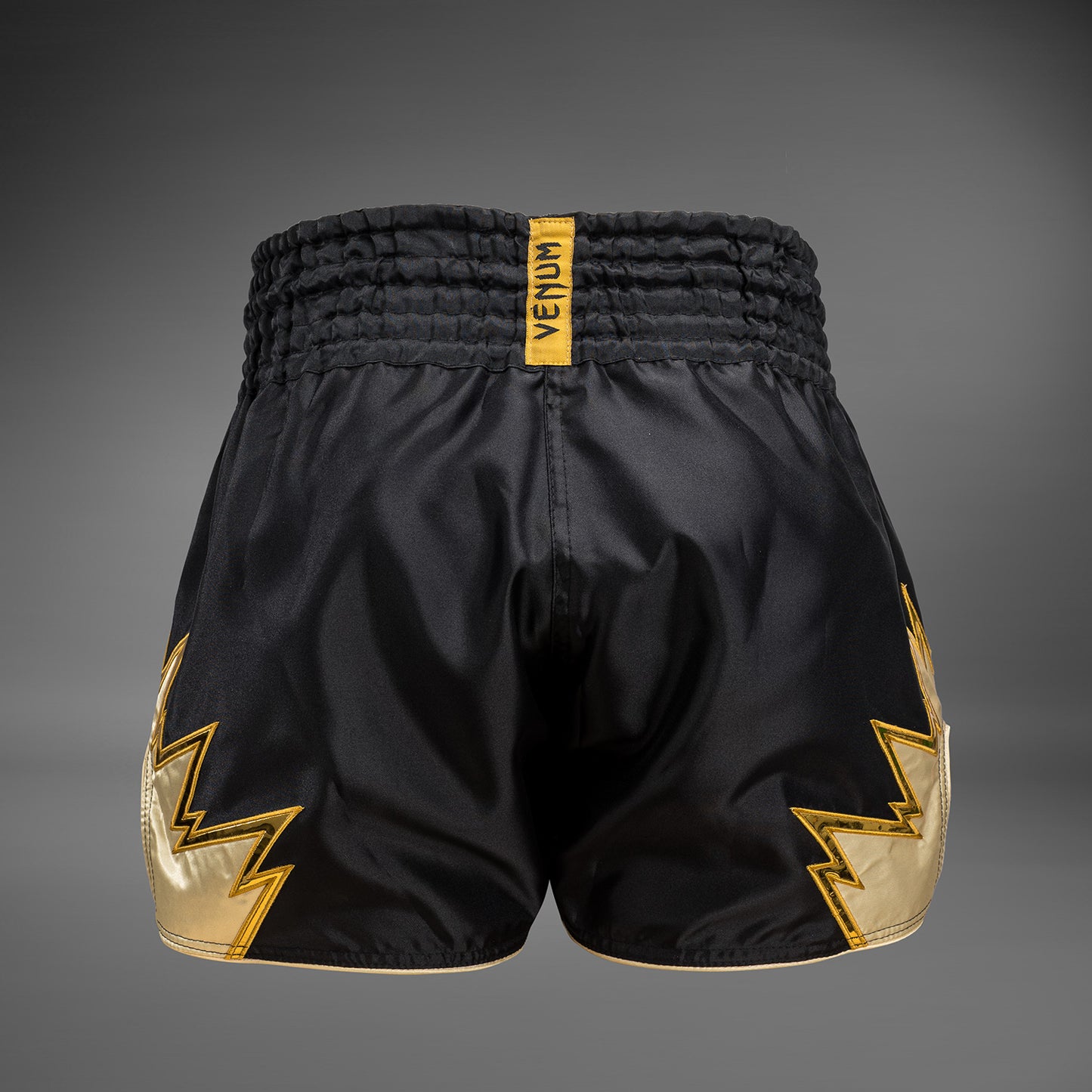Venum Inferno Muay Thai Shorts - Zwart/Goud