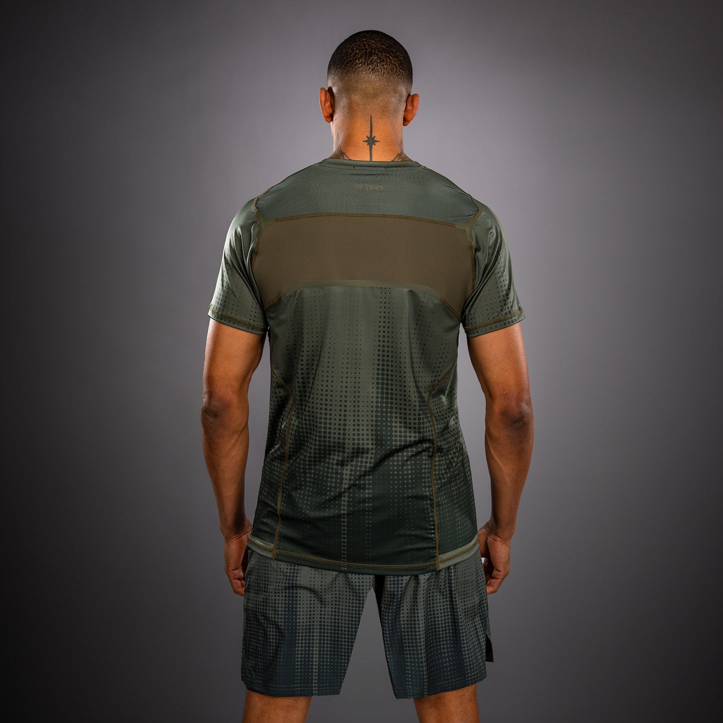 Venum Stealth Dry Tech T-shirt – Kaki/Donkergroen