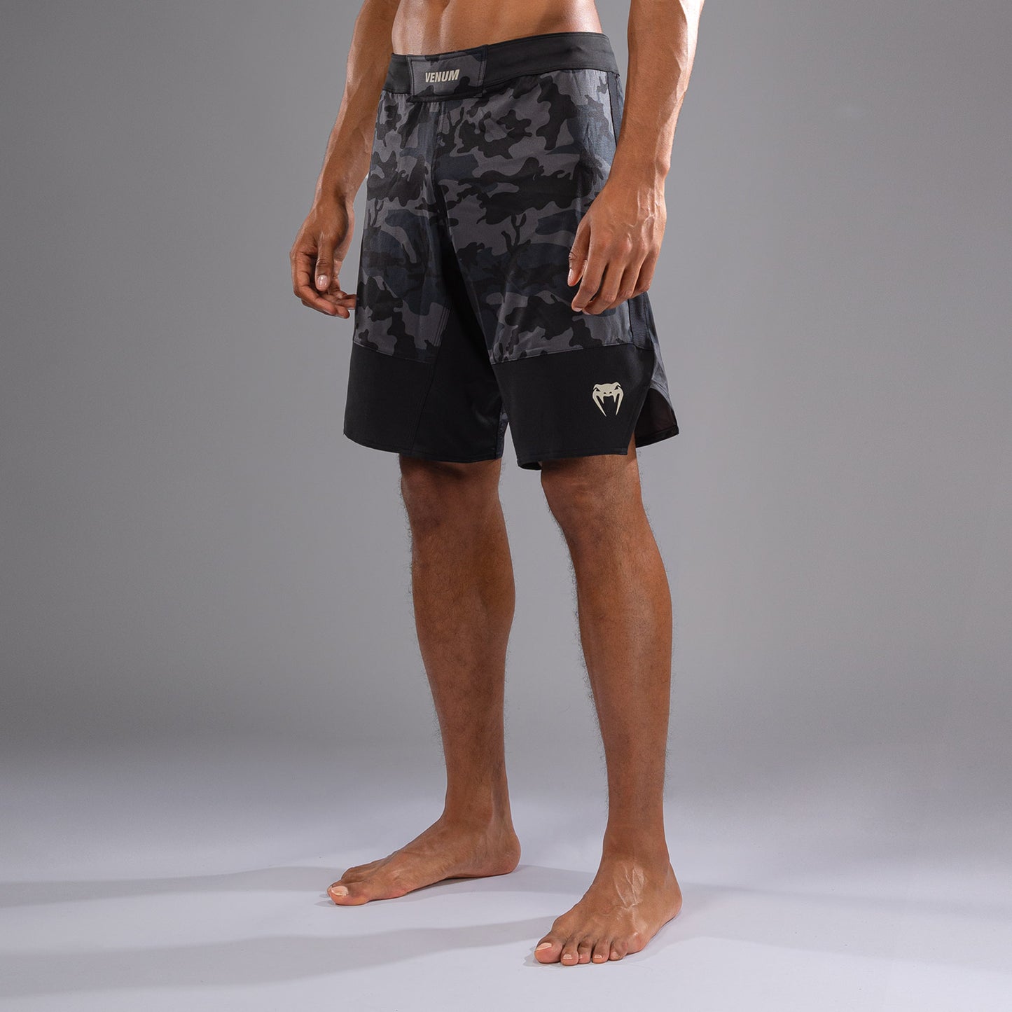 Venum Fightshort G-Fit Air Black ⋆ OLB Sports Venum Fightshort G-Fit Air Black ⋆ OLB Sports