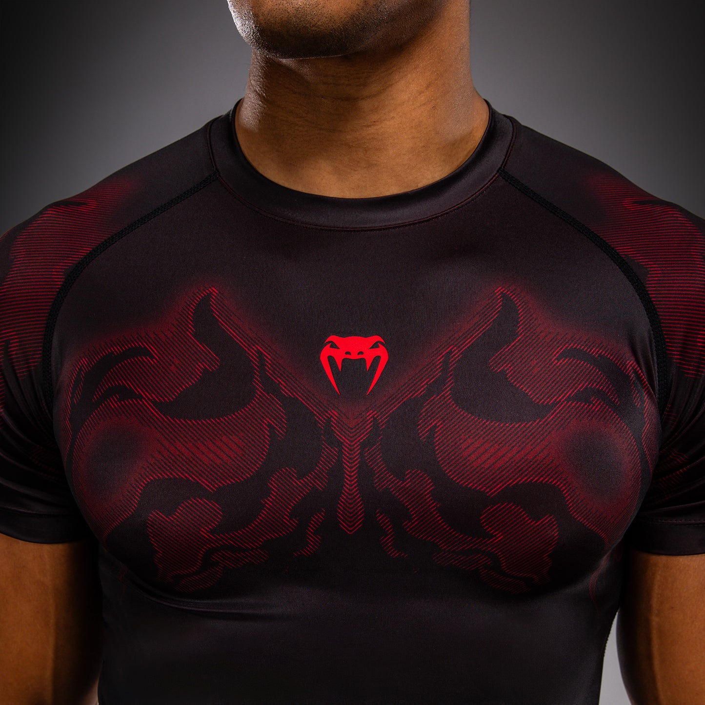 Venum Spectre Rashguards met korte mouwen – Zwart/Rood