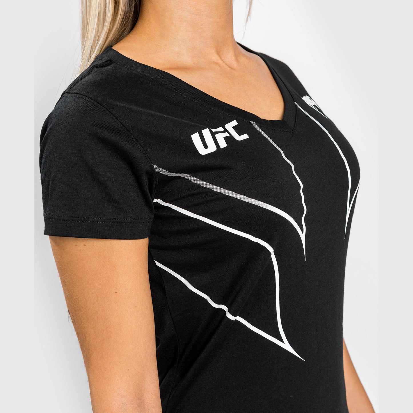 UFC Venum Fight Night 2.0 Replica Dames-T-shirt - Zwart
