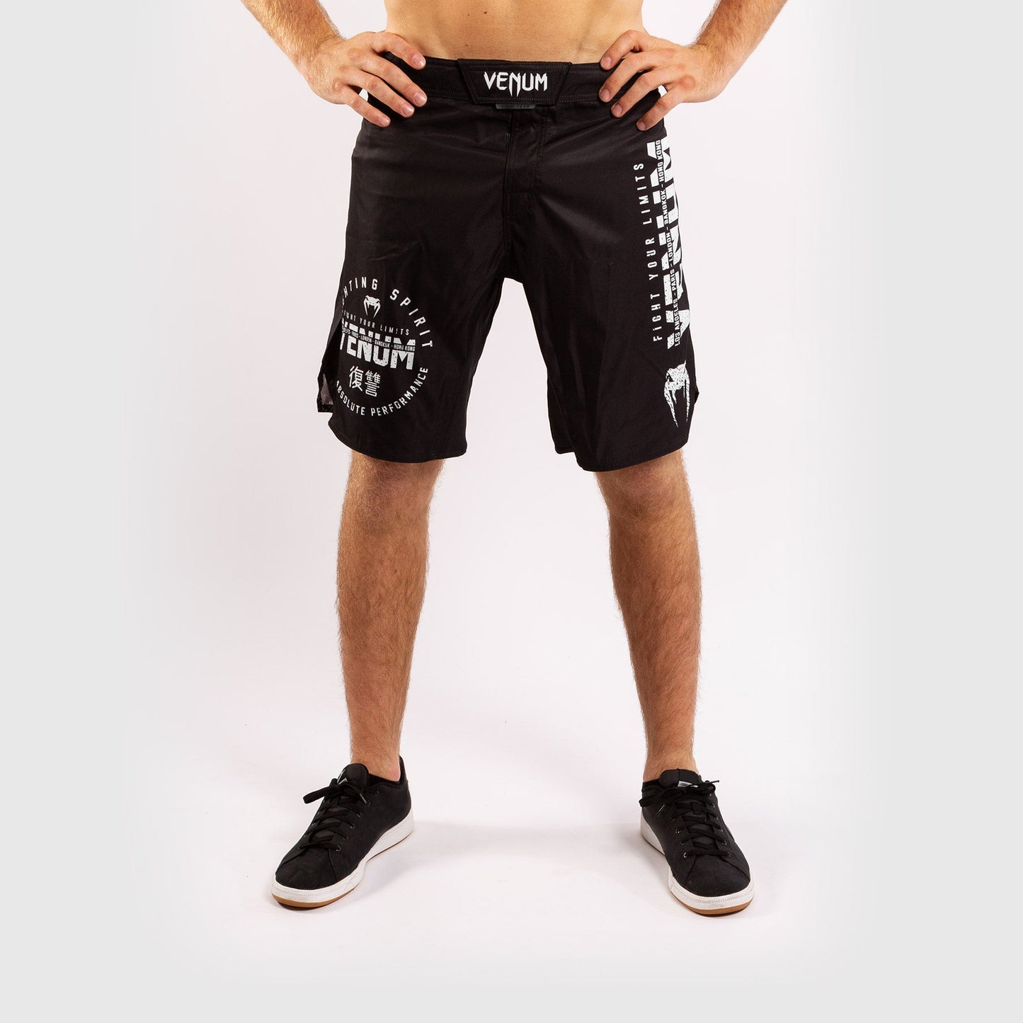 Venum Signature Vechtshorts -  Zwart/Wit