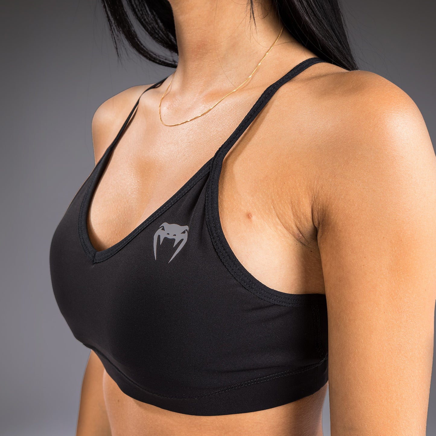 Venum Essential Sportbeha met Lichte Ondersteuning - Zwart