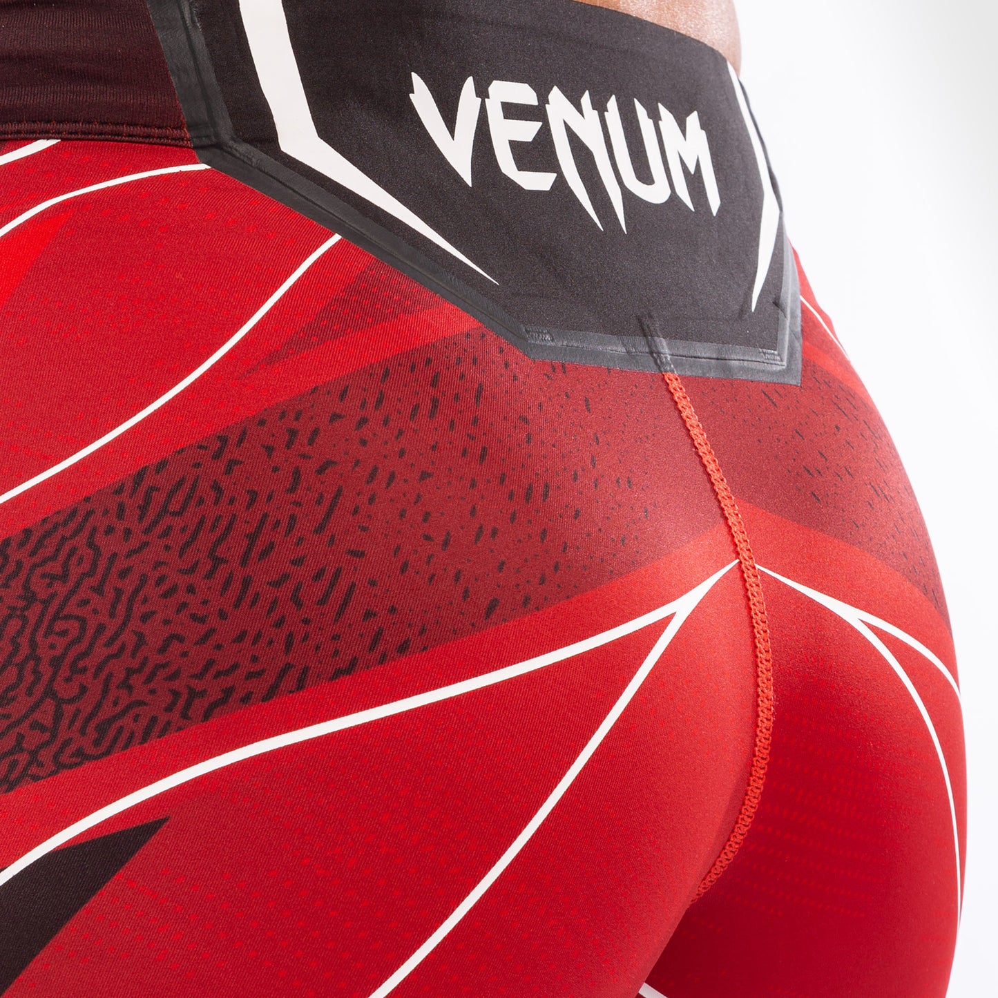 UFC Venum Authentic Fight Night Vale Tudo Damesshort - Short Fit - Rood