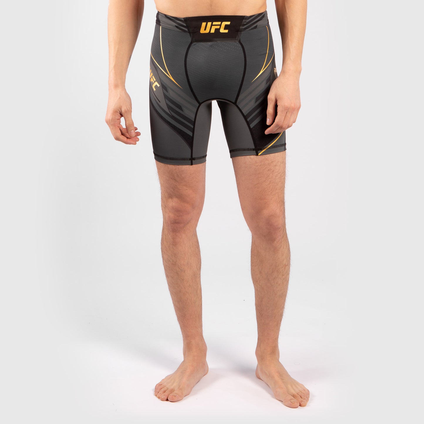 UFC Venum Authentic Fight Night Vale Tudo Herenshort - Short Fit - Champion