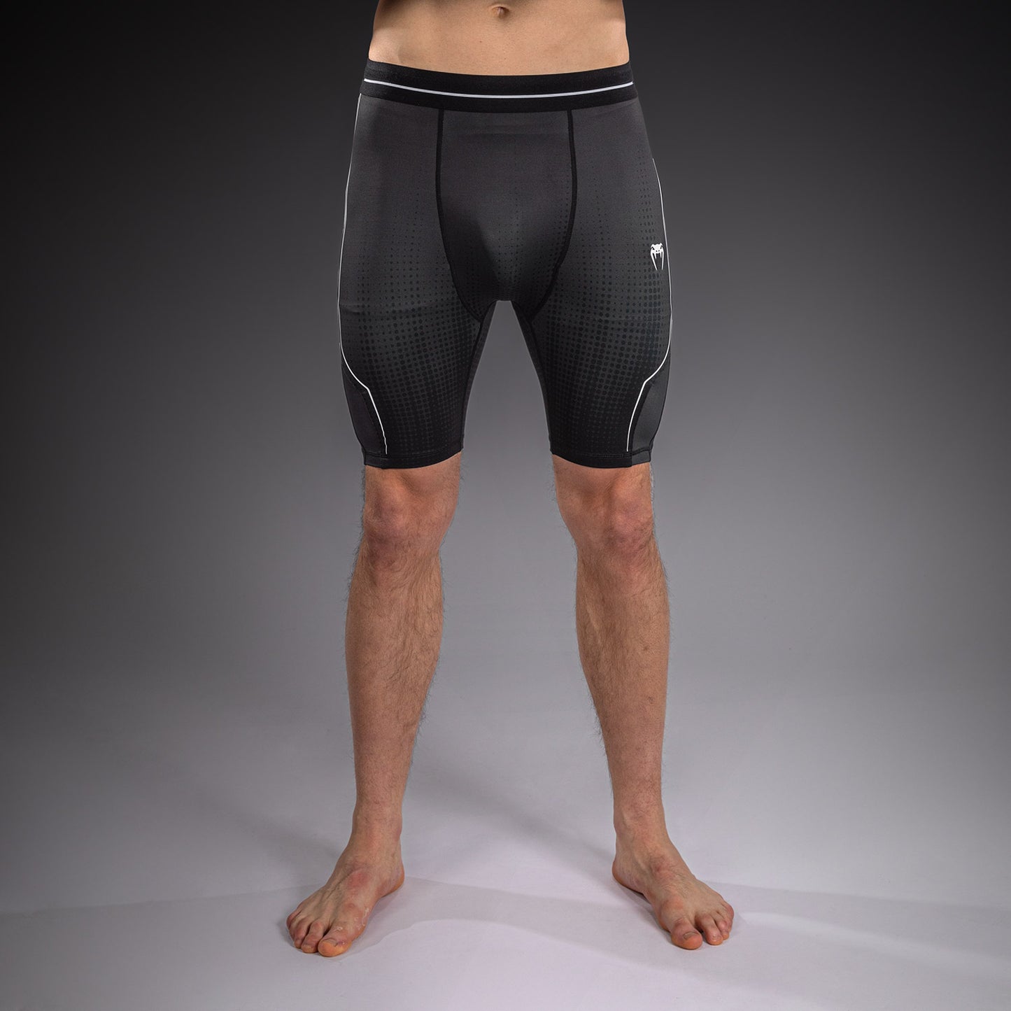 Venum Stealth Vale Tudo Compressieshort – Zwart/Wit