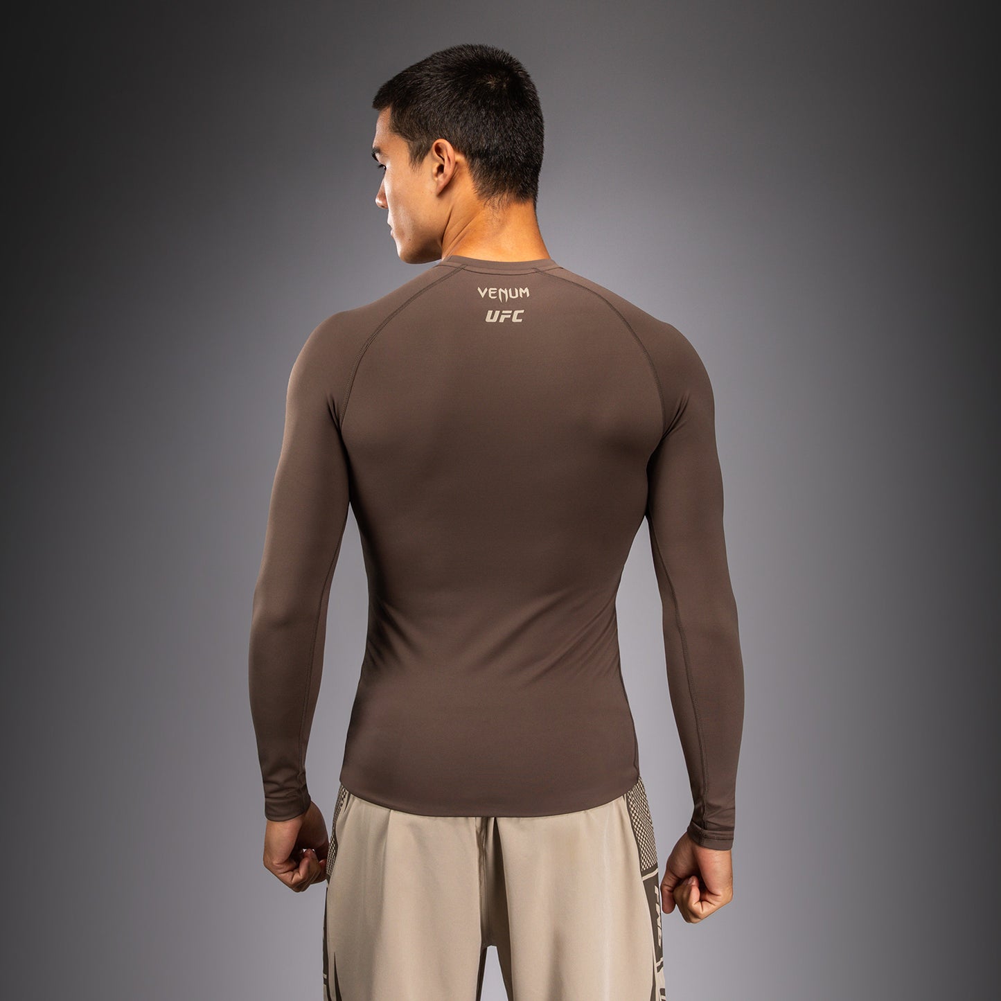 Venum UFC Unity by Venum Authentic Fight Week Heren Technische Rashguard met Lange Mouwen - Bruin
