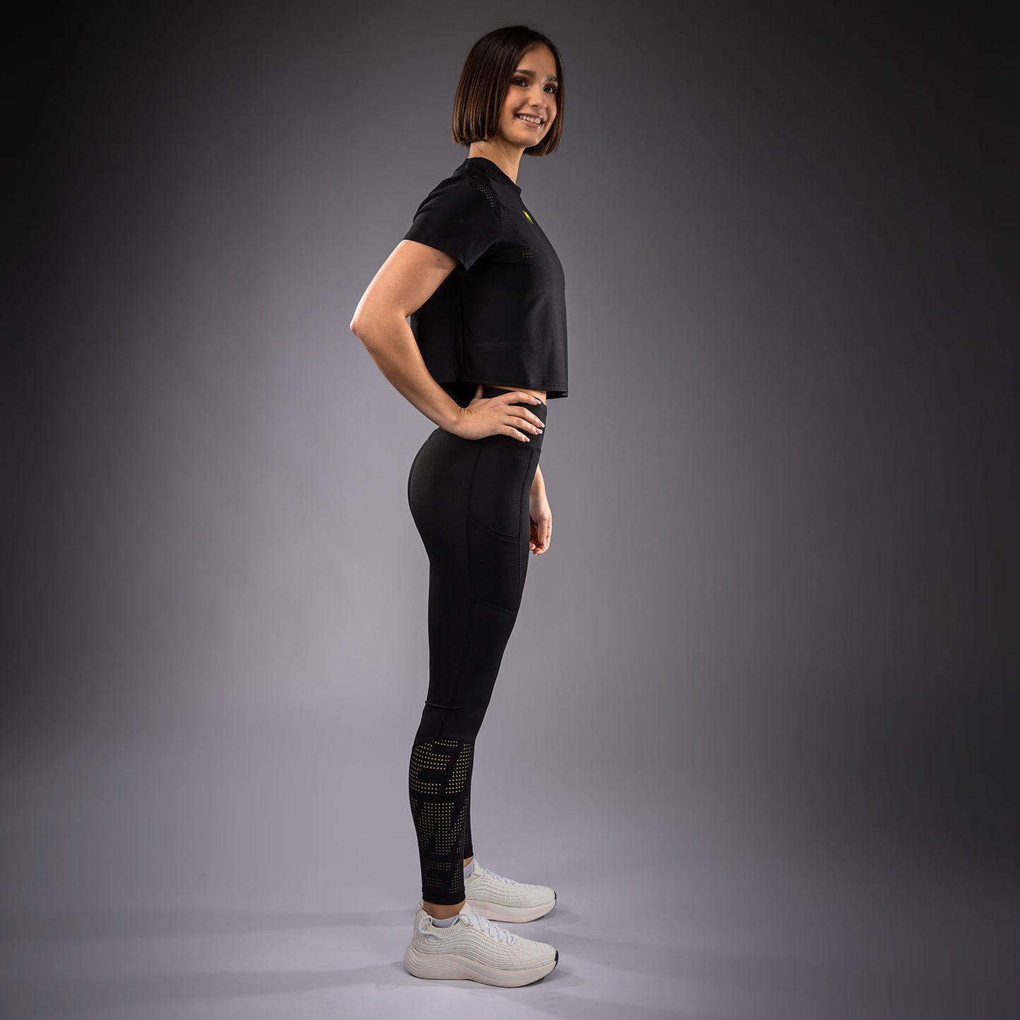 Venum Lazer Dry Tech T-shirt voor dames - Zwart/Geel