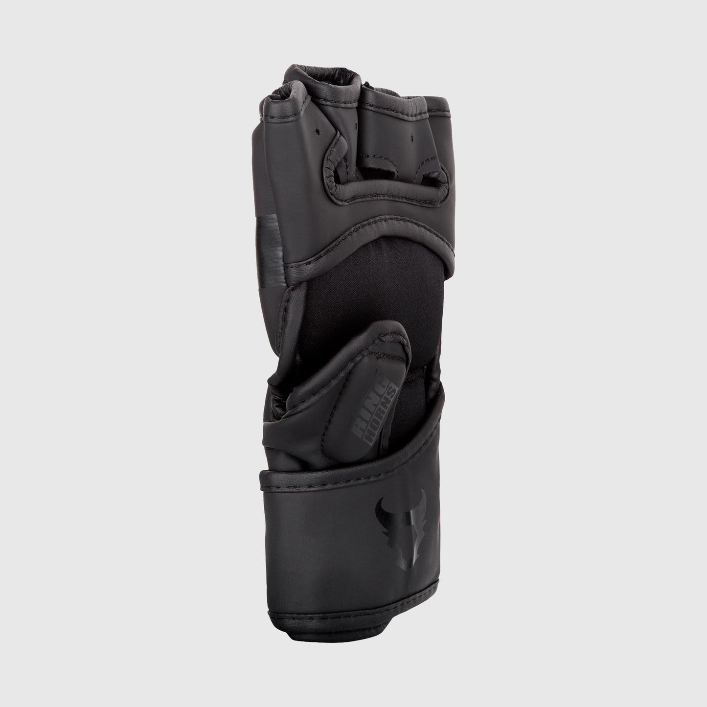 Ringhorns Charger by Venum MMA HANDSCHOENEN - ZWART/ZWART