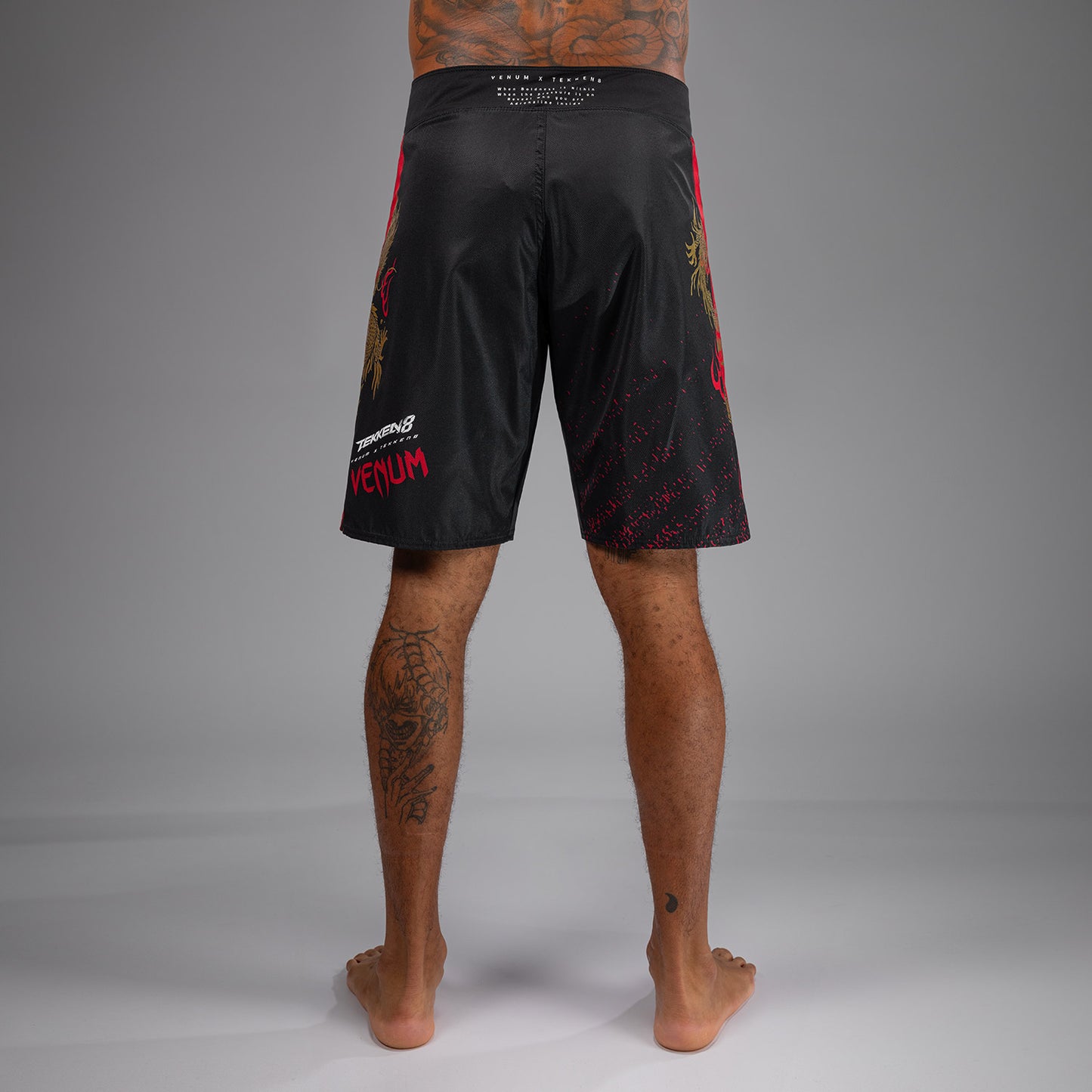 Venum x TEKKEN 8 - Marshall Law Vechtshorts - Zwart/Rood/Goud