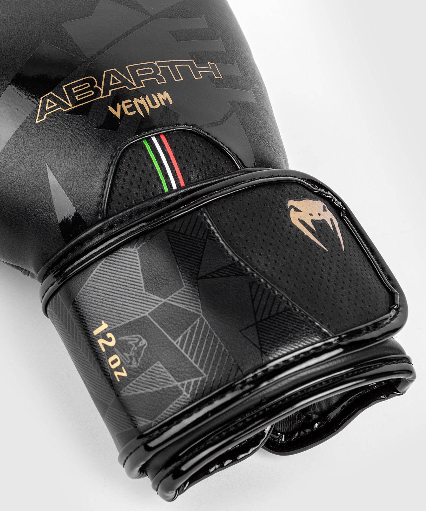 Venum Abarth #1 Bokshandschoenen - Zwart/Goud