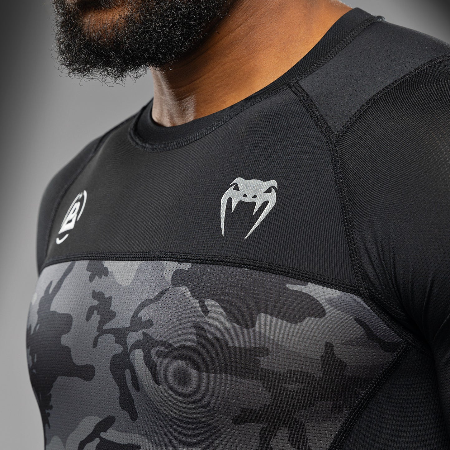 Venum x Polaris Korte Mouwen Rashguard - Zwart/Stormgrijs