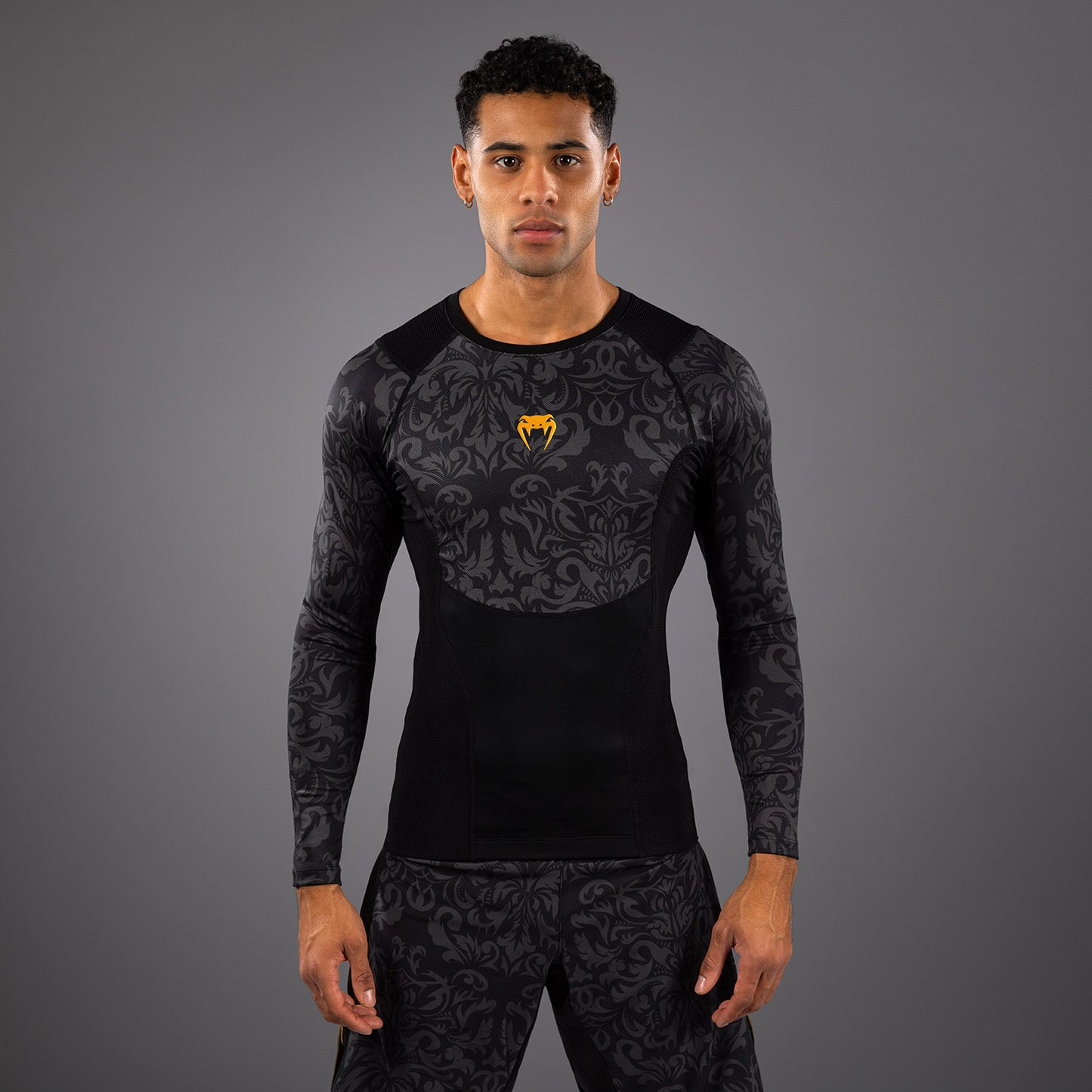 Venum x Topuria Unmatched Edition Langarm Rashguard - Zwart/Goud