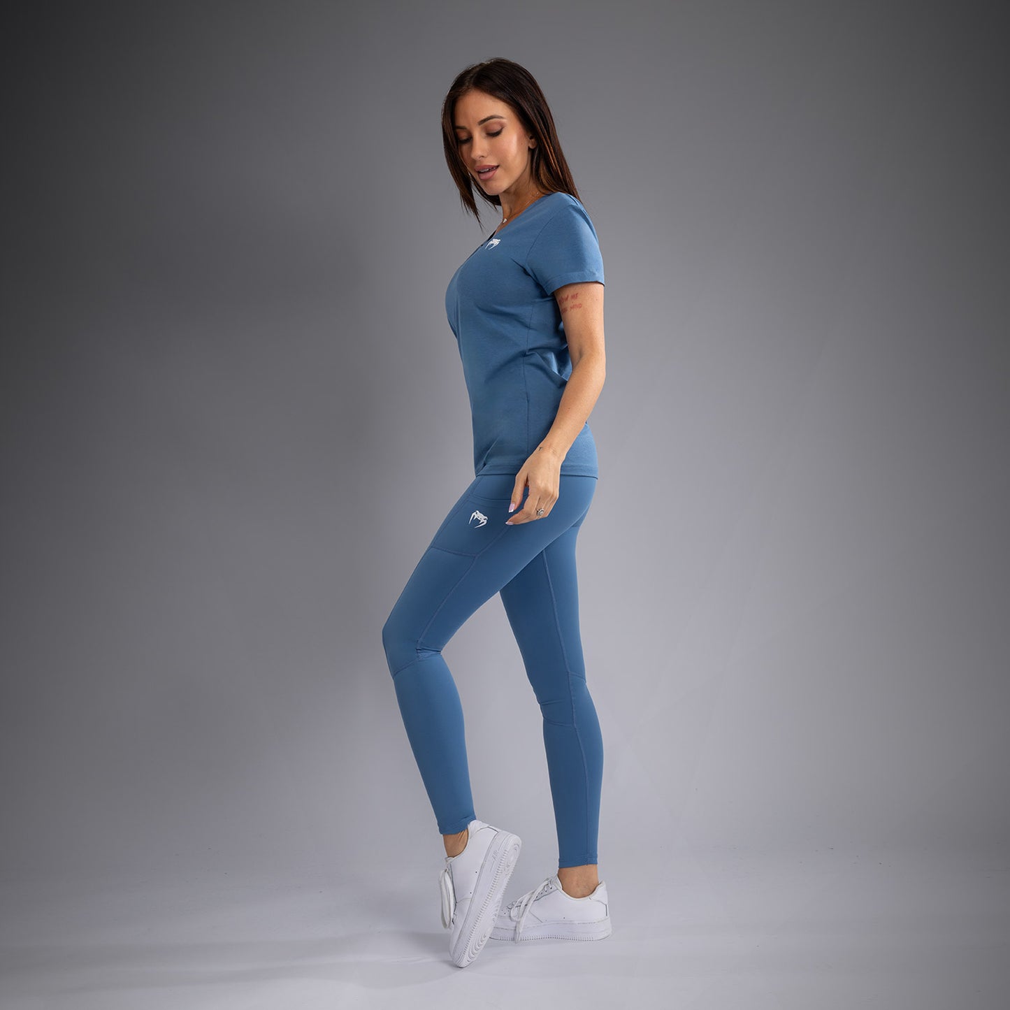 Venum Essential T-Shirt Dames - Stormblauw