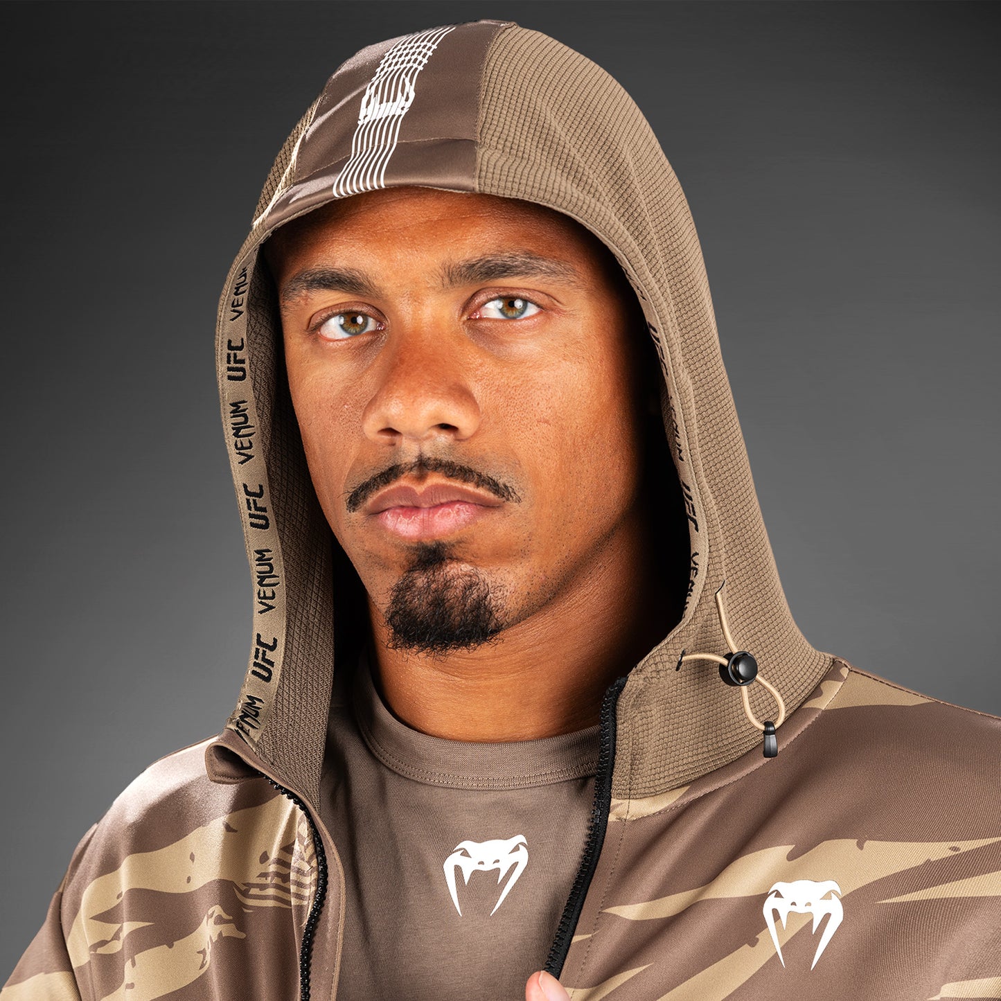 UFC Adrenaline By Venum Fight Week Mannen Hoodie - Desert Camo