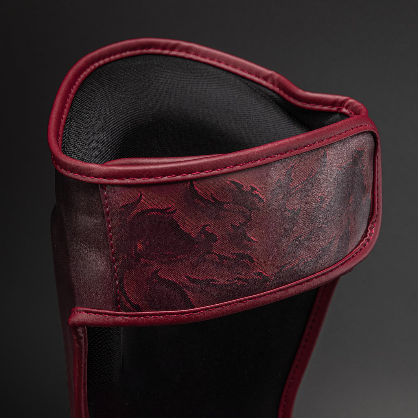 Venum Spectre Scheenbeschermers – Zwart/Rood