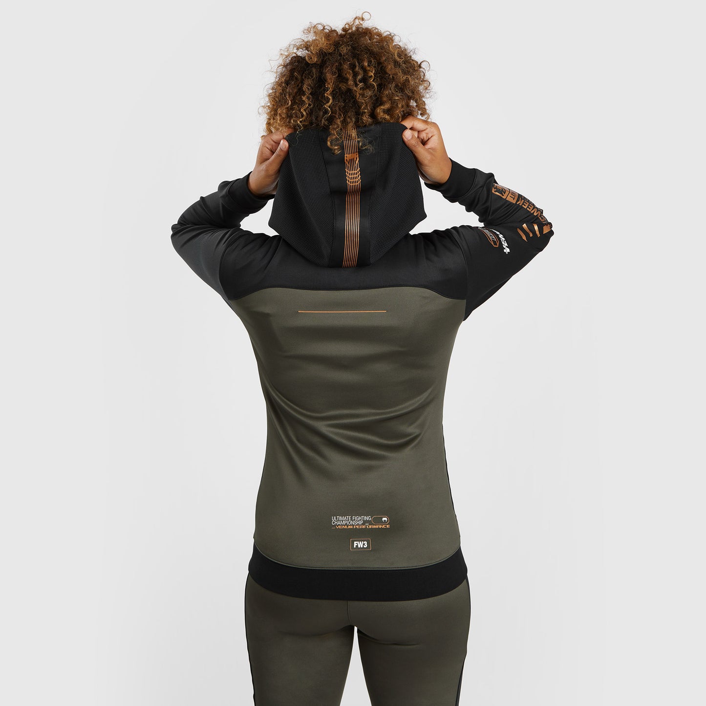UFC Adrenaline by Venum Fight Week Hoodie met rits voor Dames - Khaki/Brons