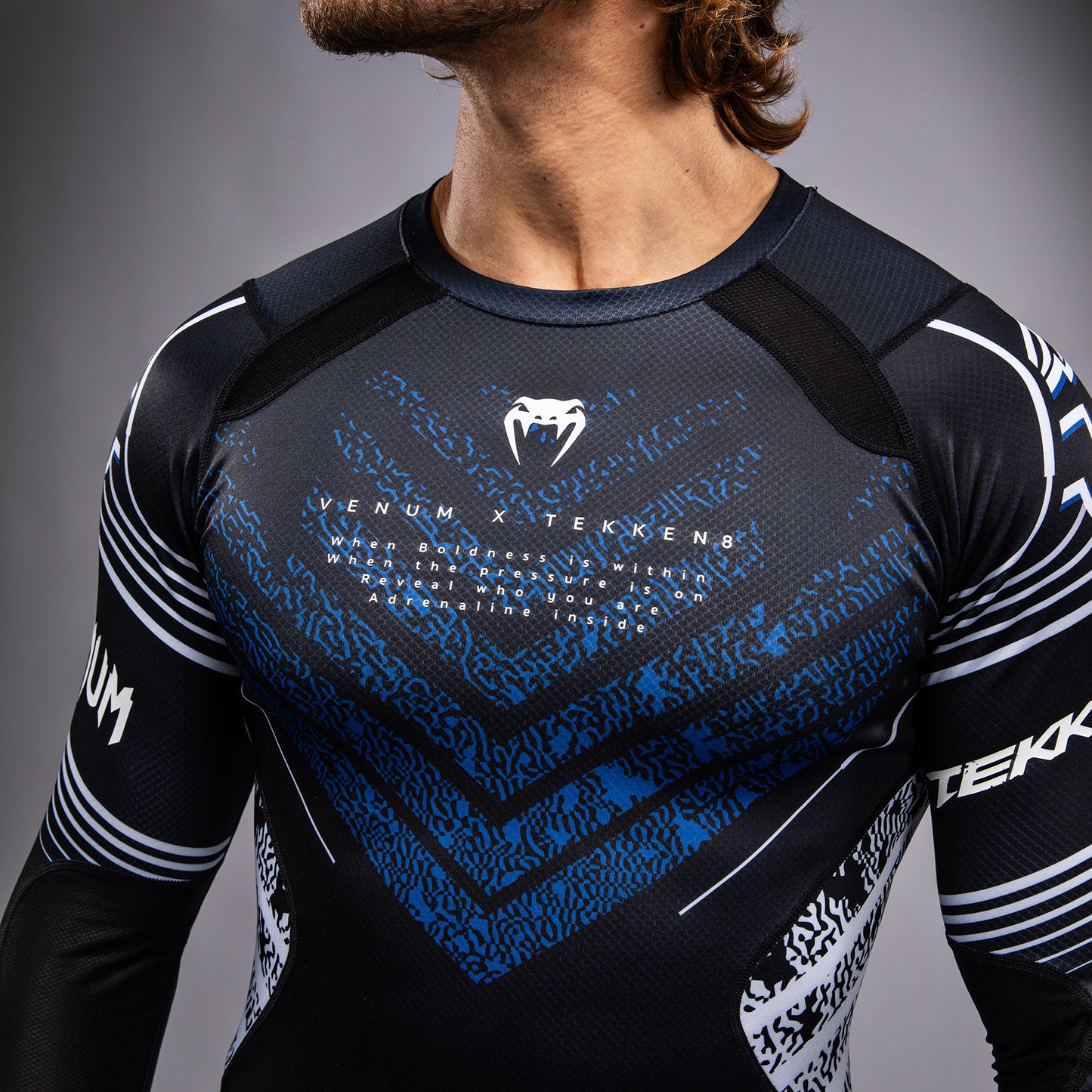 Venum x TEKKEN 8 - Jin Kazama Rashguard - Blauw/Zwart/Wit