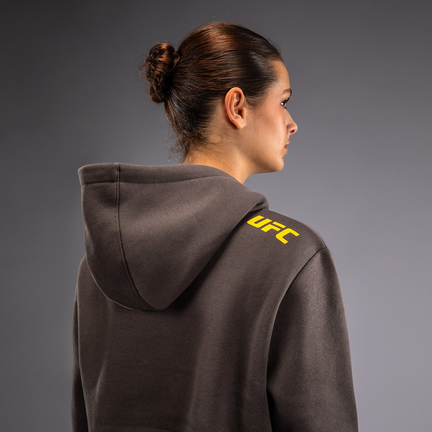 UFC Fusion by Venum Fight Week Hoodie voor Dames - Solid Earthen Brown