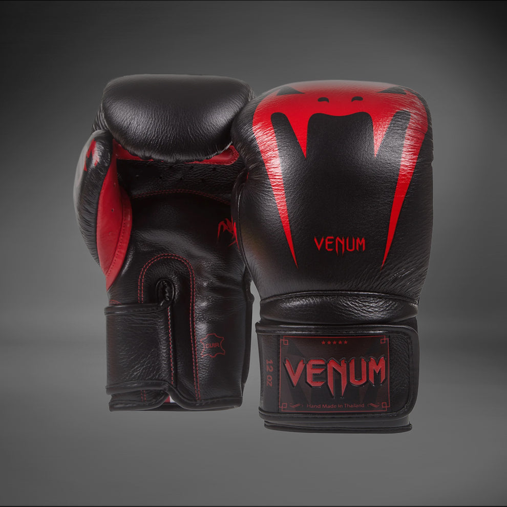 Venum Giant 3.0 Bokshandschoenen - nappaleer Zwarte Duivel