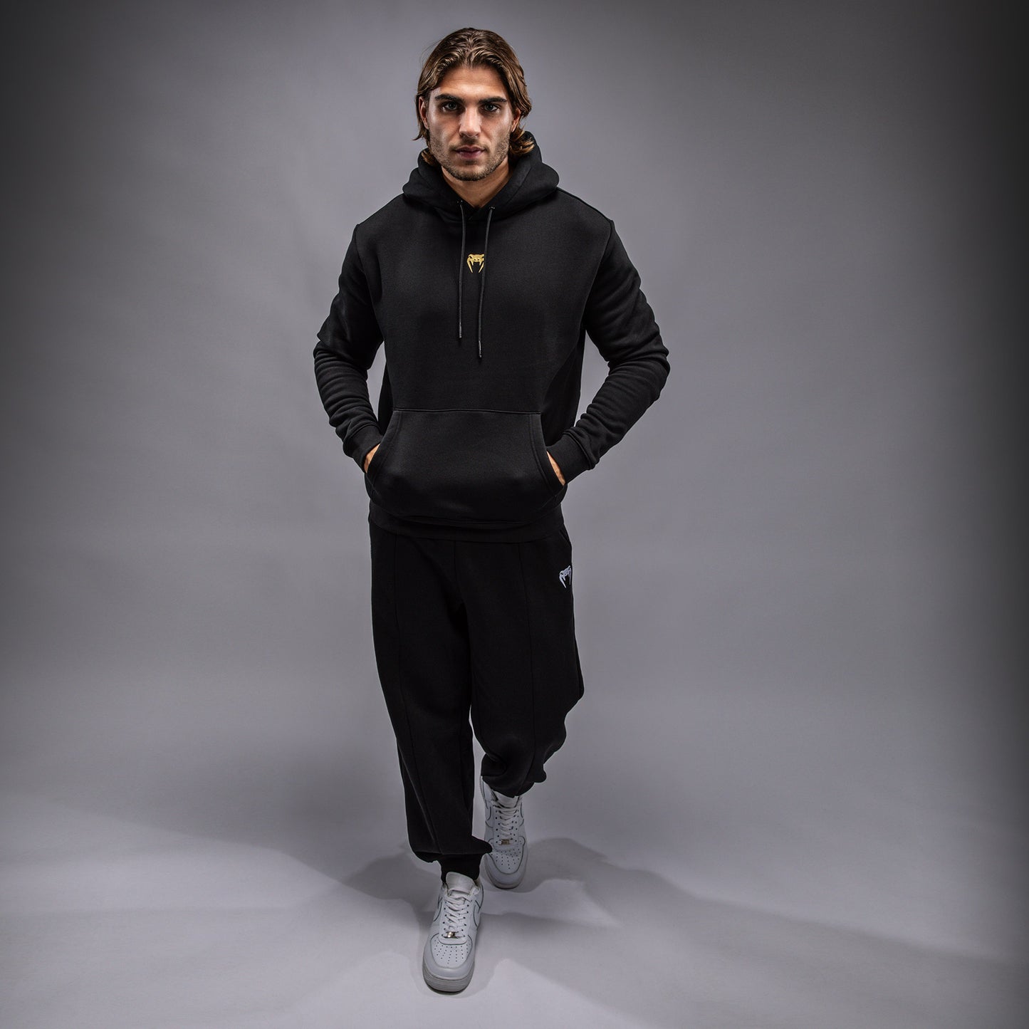 Venum x TEKKEN 8 - Marshall Law Hoodie - Zwart/Rood/Goud