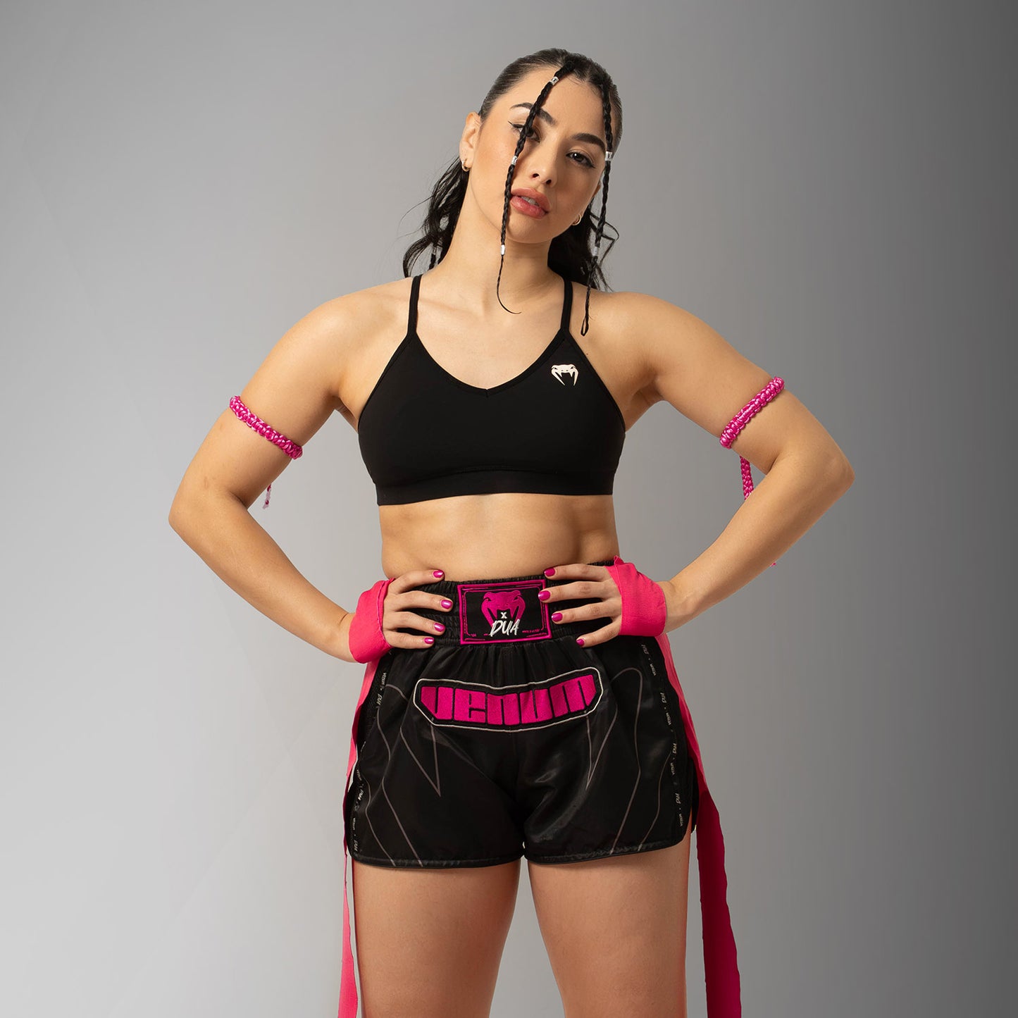 Venum x Dua Muay Thai Shorts - Zwart/Fuchsia Roze