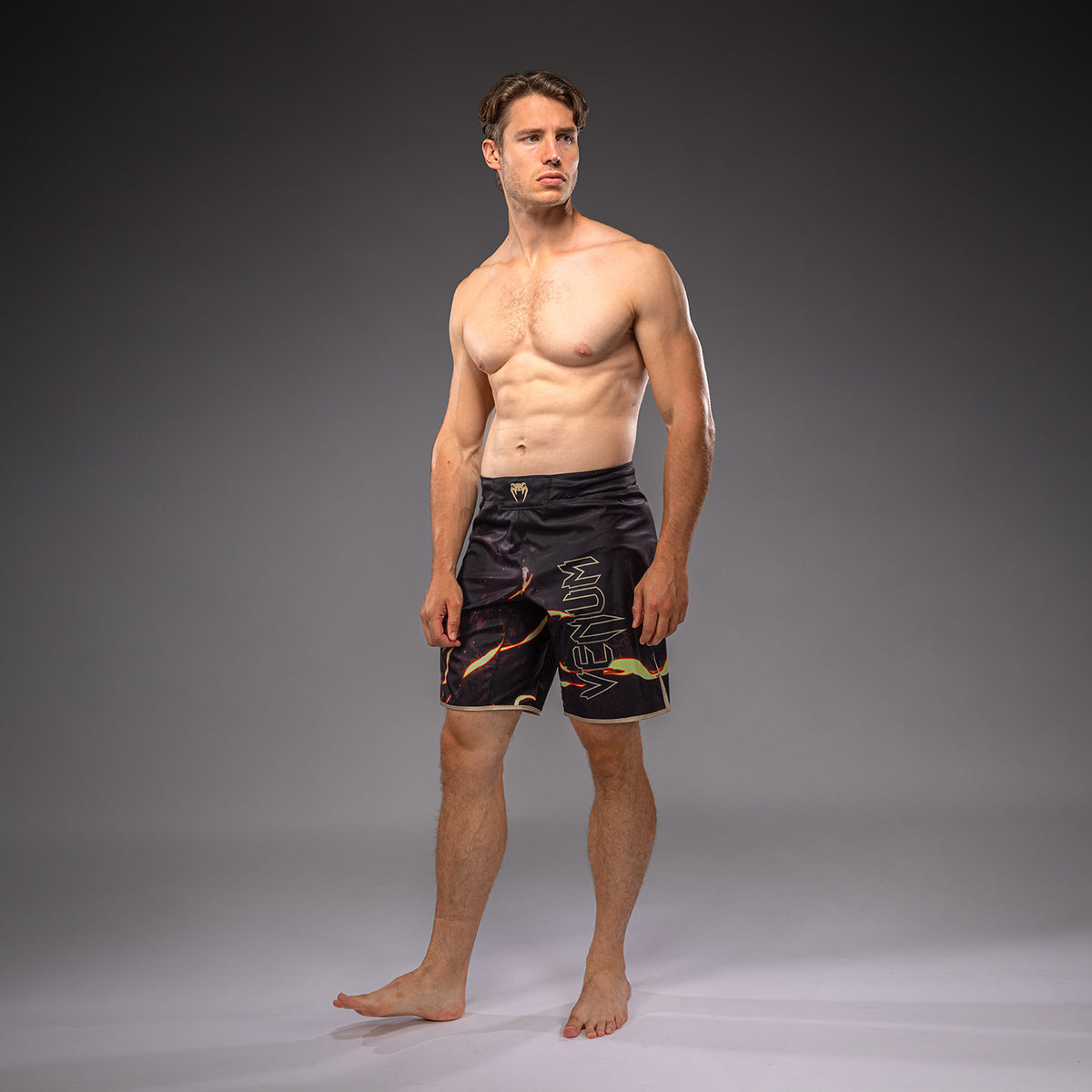 Jujutsu Kaisen x Venum Sukuna Fightshorts – Zwart/Lichtbeige