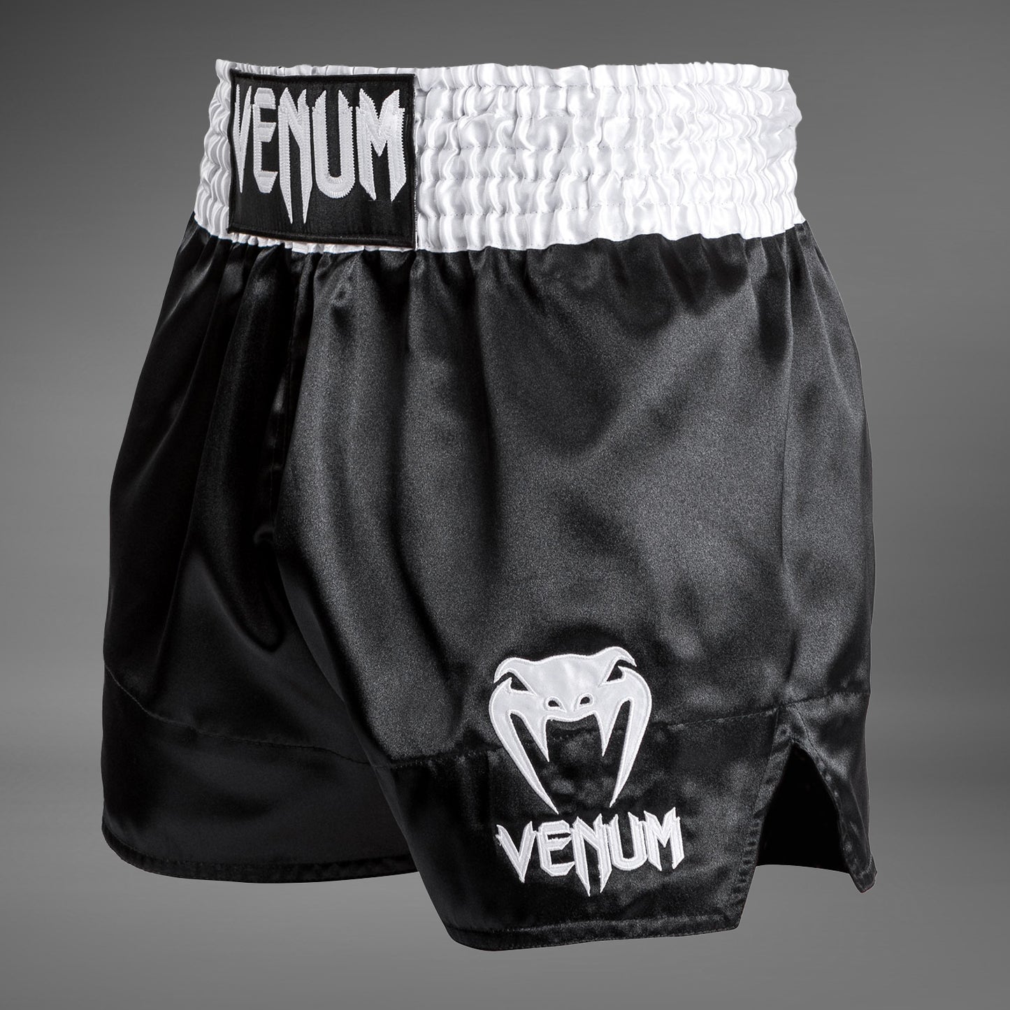Venum Classic - Muay Thai Short Wit/Zwart/Wit