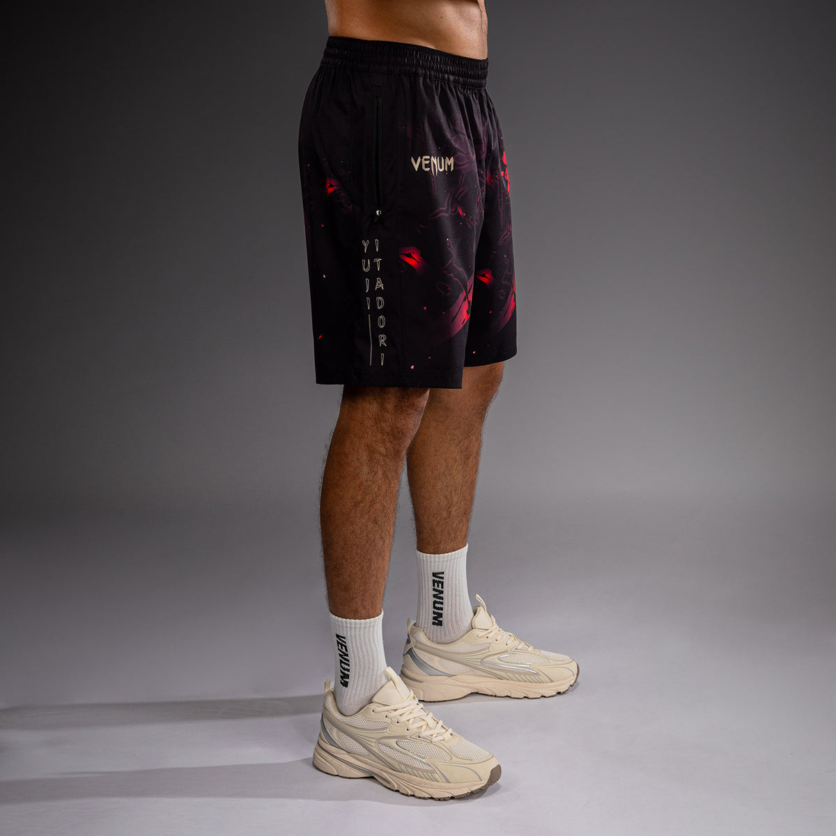 Jujutsu Kaisen x Venum Itadori Trainingsshorts – Zwart/Rood