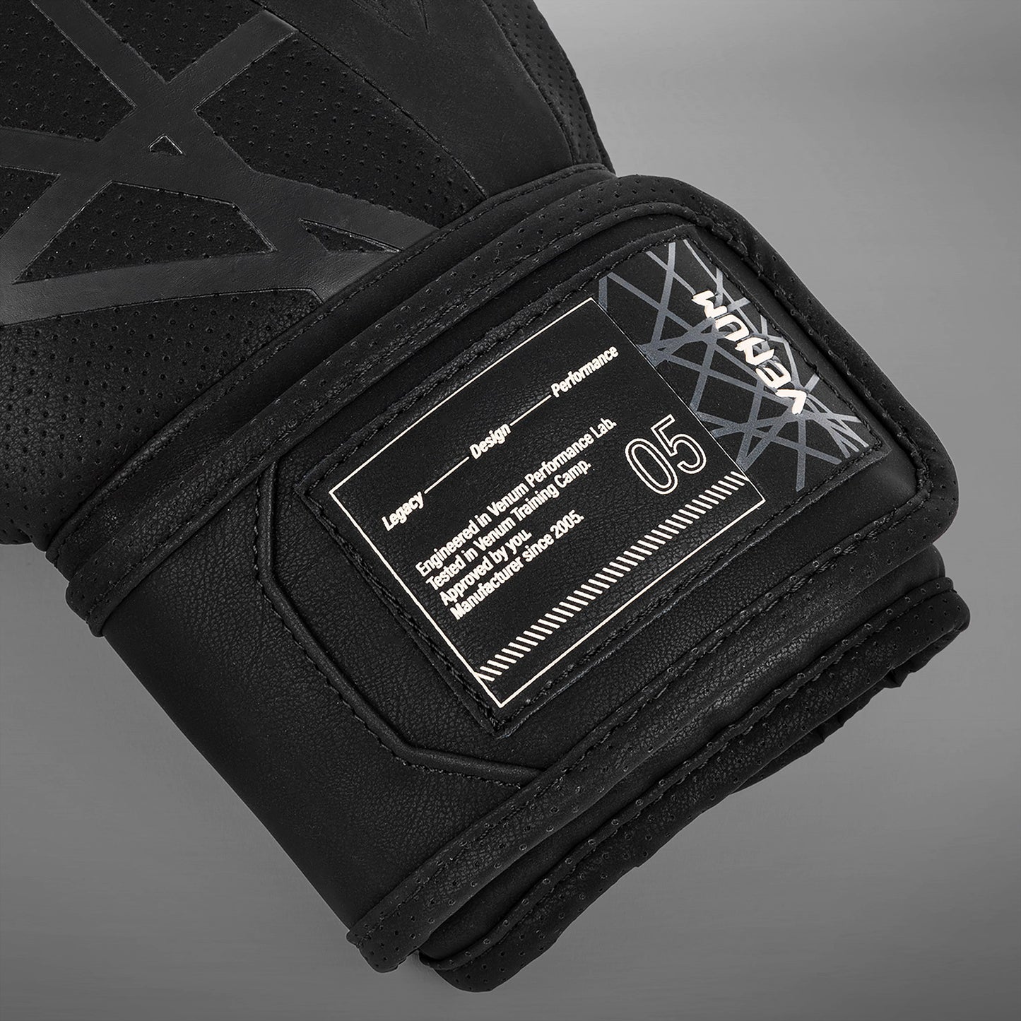 Venum Tecmo 2.0 Bokshandschoenen - Zwart
