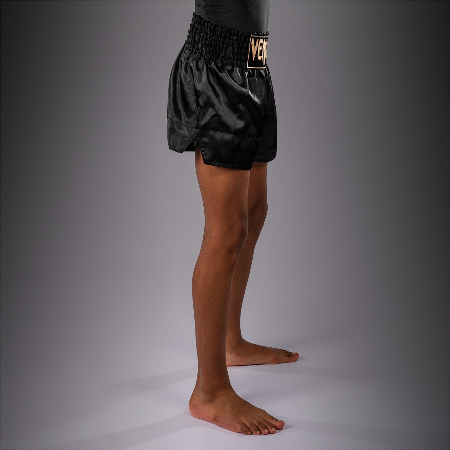 Venum Classic Muay Thai Short voor kinderen – Zwart/Goud