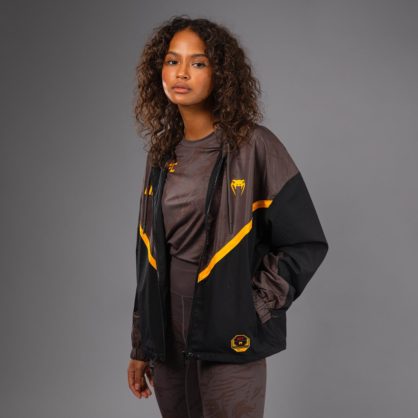 UFC Fusion by Venum Fight Week Zip-Hoodie voor Dames - Earthen Brown